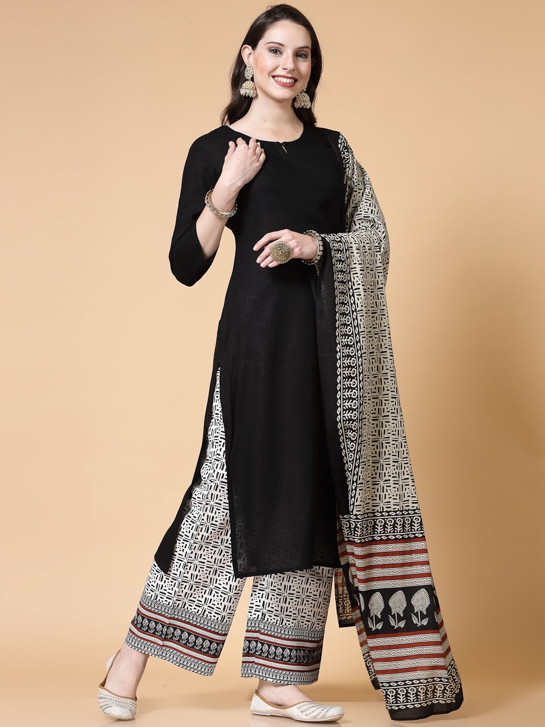 

NEW STYLISH Regular Kurta with Palazzo & Dupatta, Black