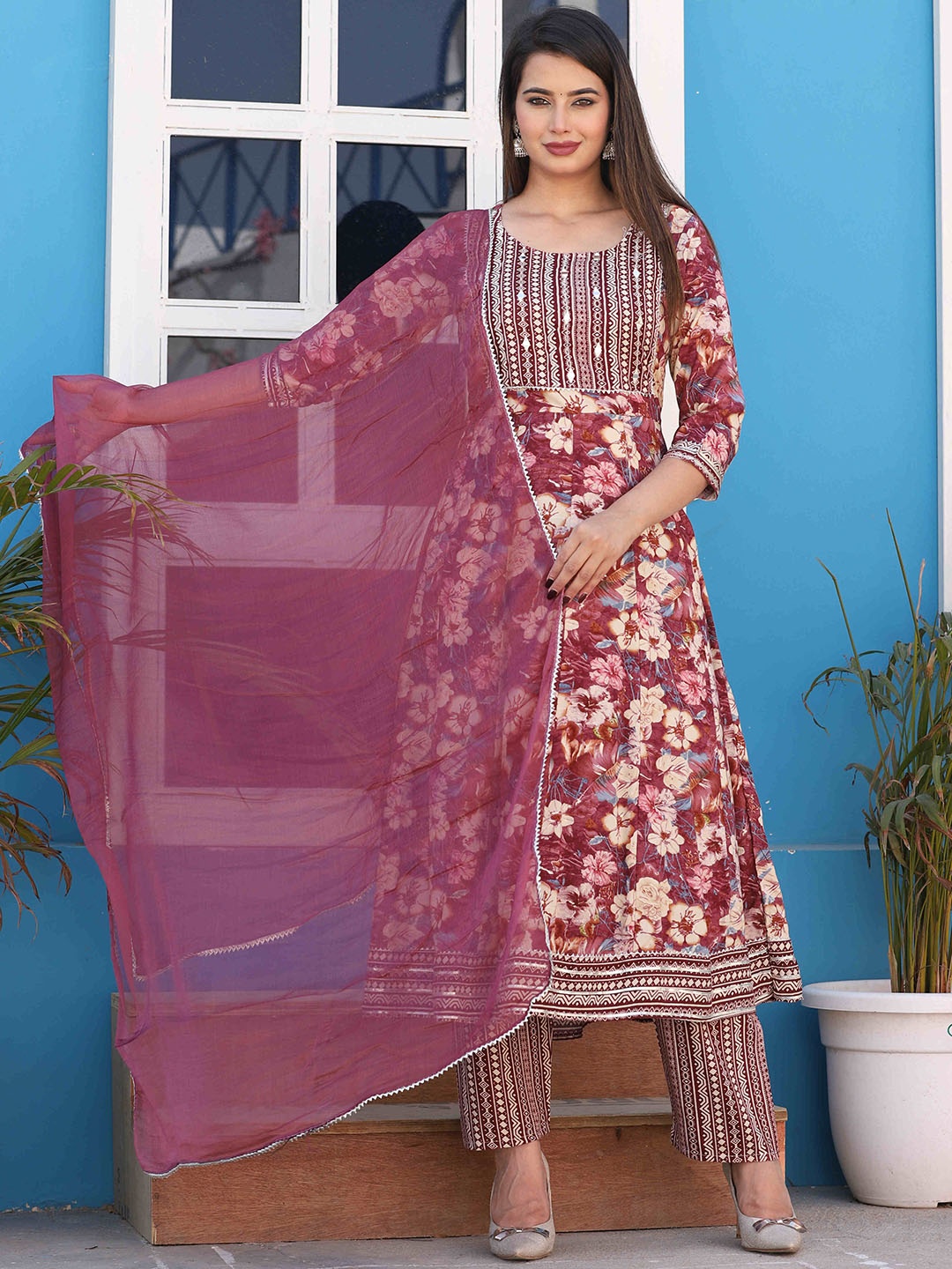 

SINGNI Round Neck Ethnic Sequined Anarkali Kurta with Trouser & Dupatta, Rust