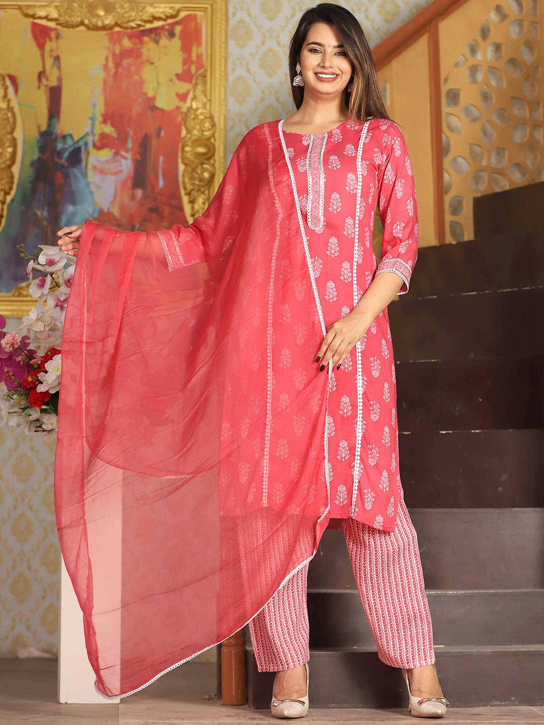 

SINGNI Ethnic Motifs Printed Round Neck Three-Quarter Sleeves Kurta Set, Peach