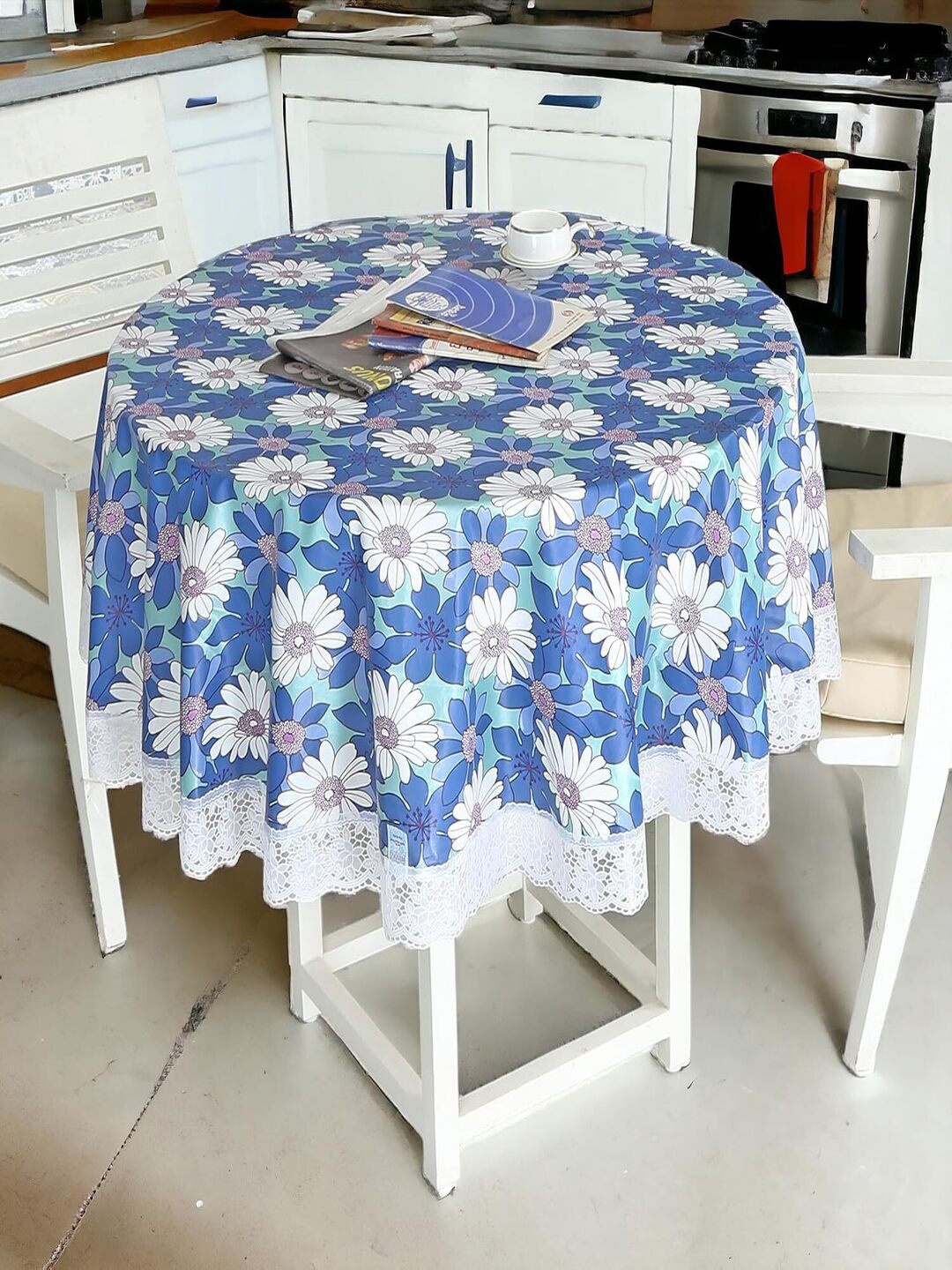 

CASA-NEST Blue Printed Plastic 4-Seater Table Cover