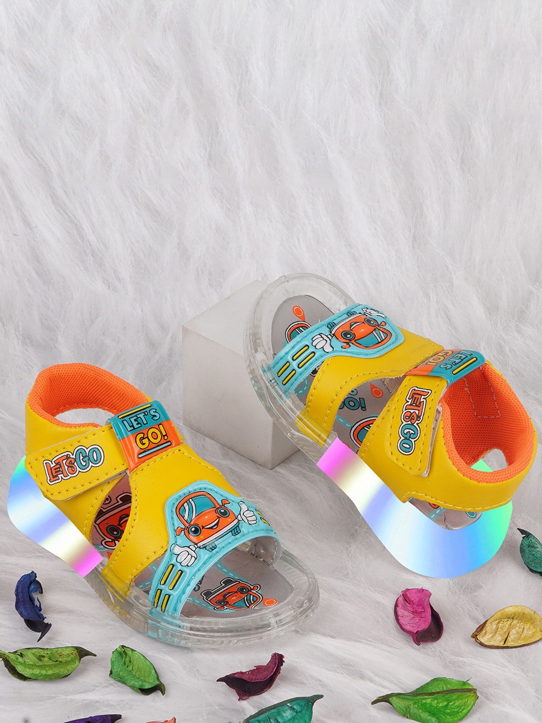 

BAESD Infants Dancing Led Light Sports Sandals, Yellow