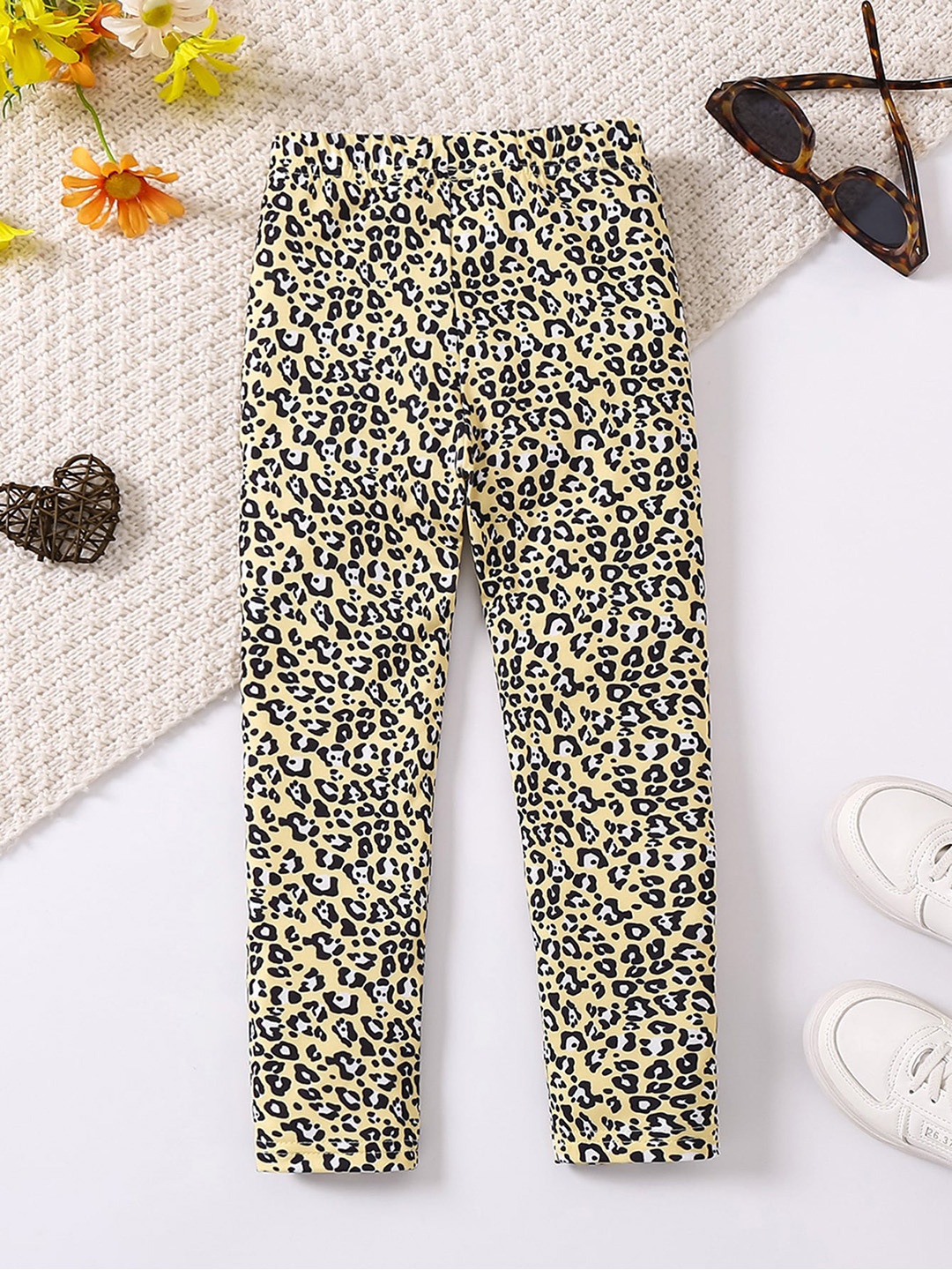 

StyleCast x Revolte Girls Yellow & Black Animal Printed Easy Wash Regular Trousers