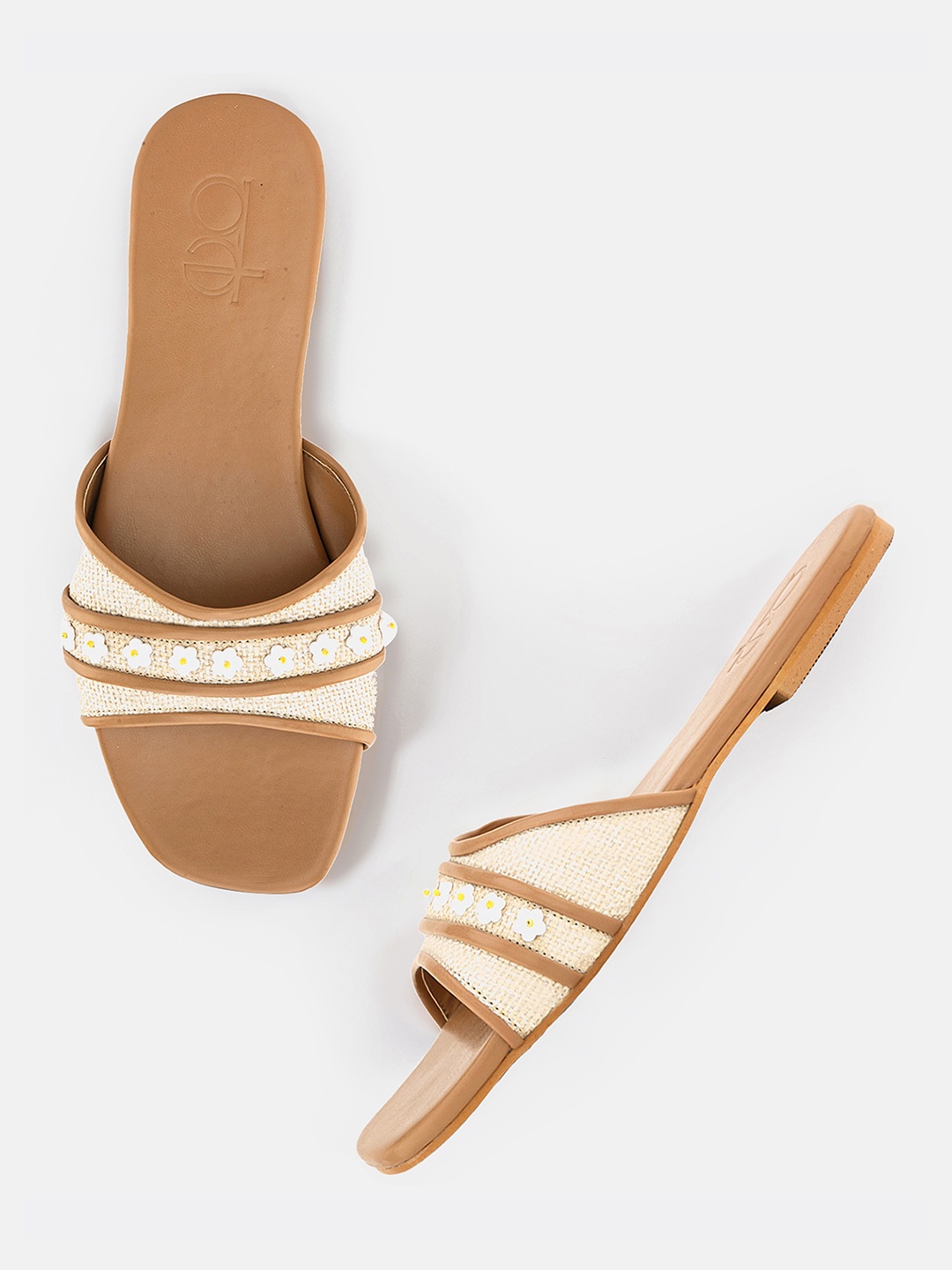 

Elevato Women Embellished Open Toe Flats, Tan