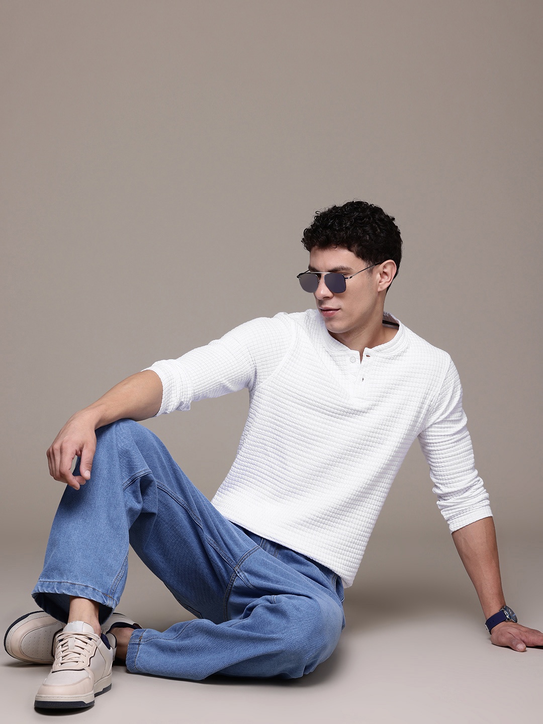 

The Roadster Lifestyle Co. Self-Checked Long Sleeve Henley Neck T-shirt, White