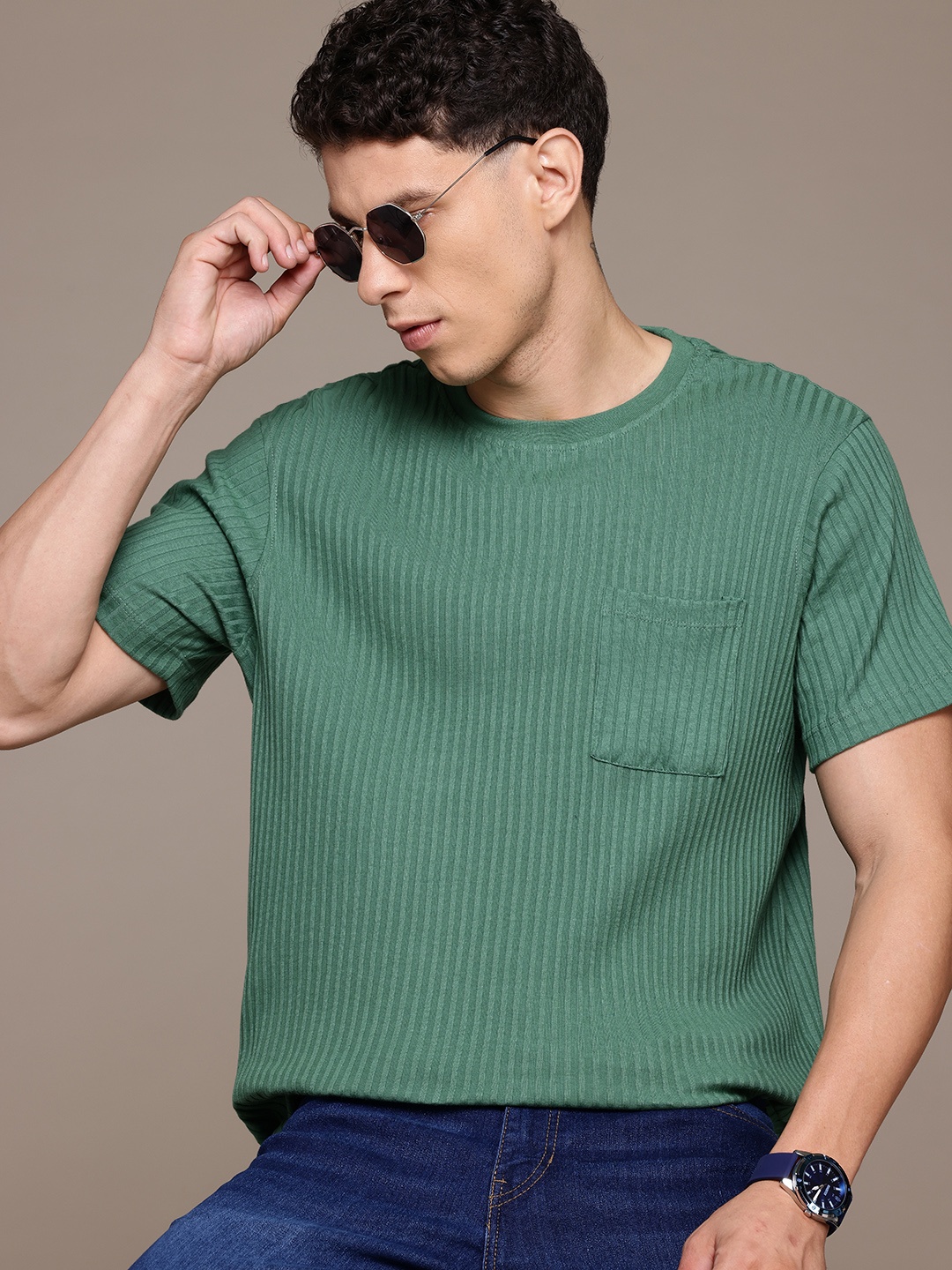 

The Roadster Lifestyle Co. Self-Striped Regular Fit T-shirt, Green