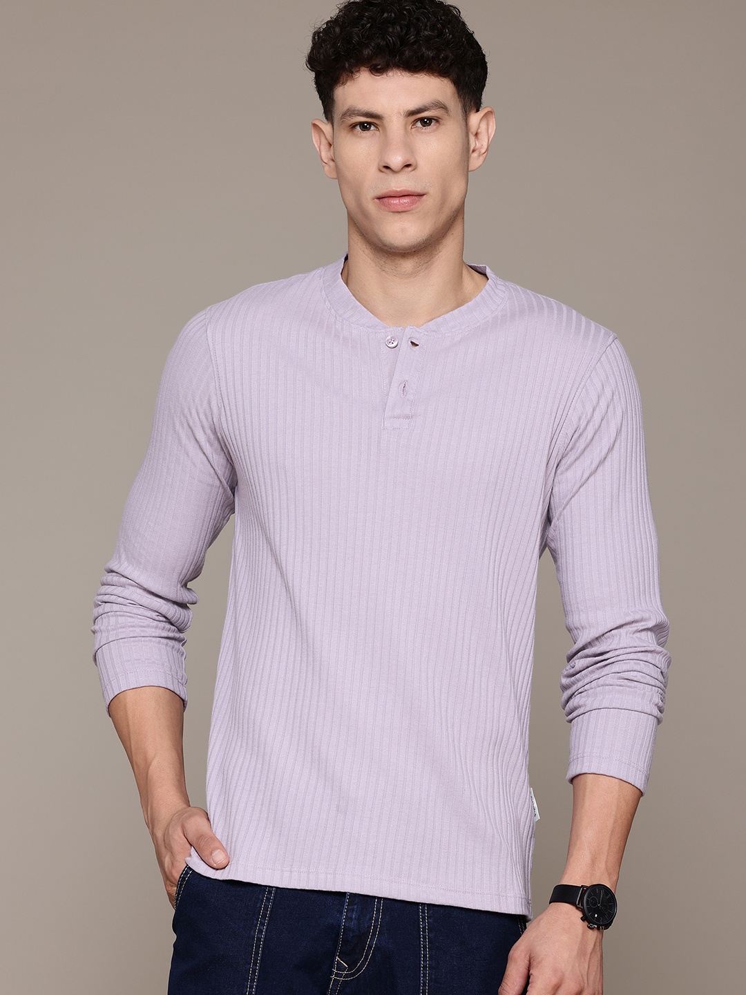 

The Roadster Lifestyle Co. Ribbed Henley Neck Drop-Shoulder Sleeves T-shirt, Lavender