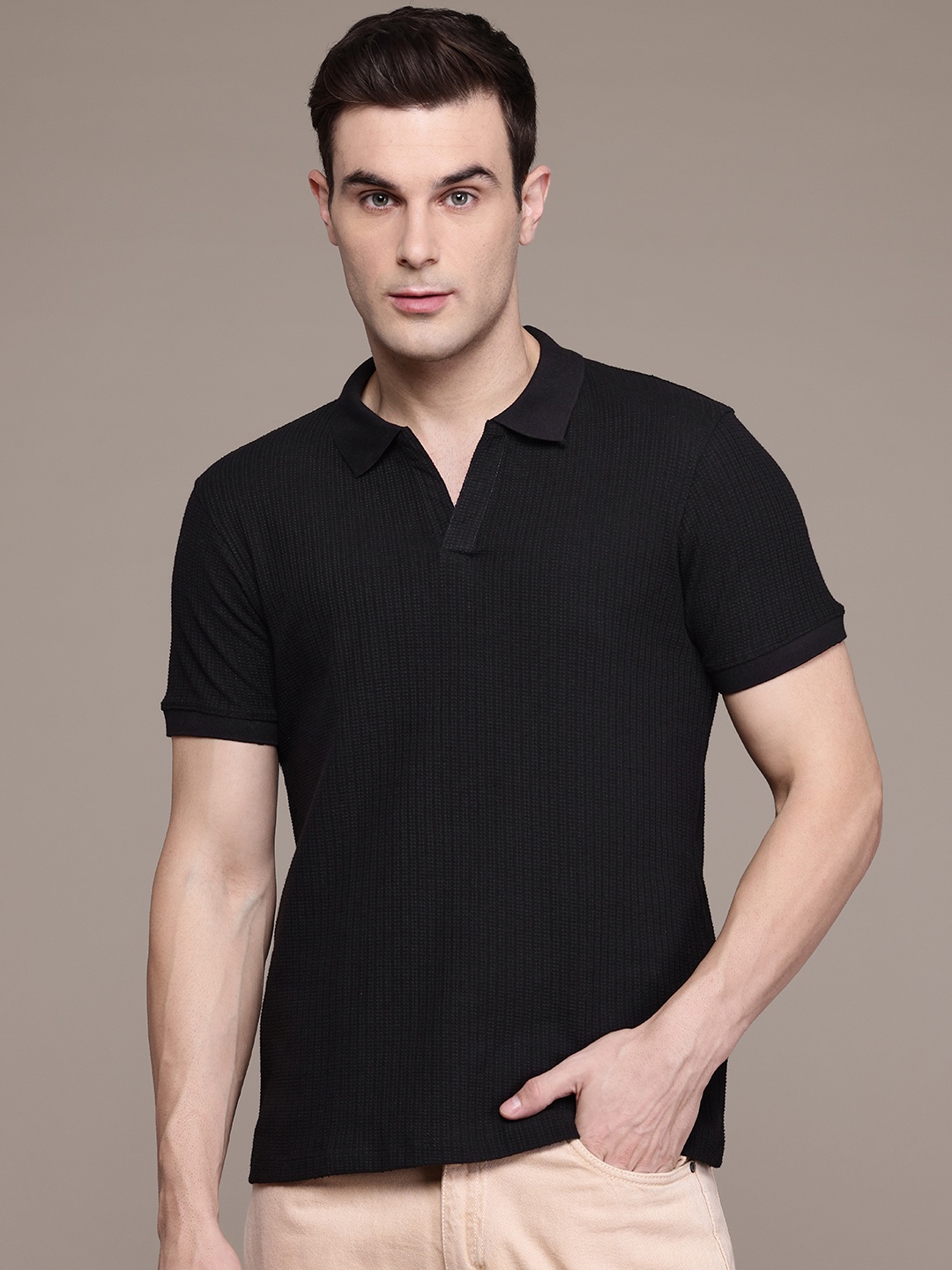 

The Roadster Lifestyle Co. Polo Collar Textured T-shirt, Black