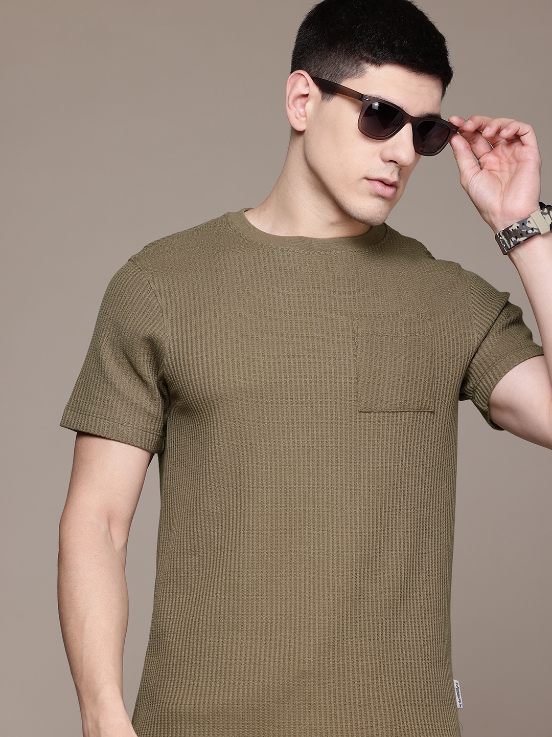 

The Roadster Lifestyle Co. Textured Pocket Detailed T-shirt, Olive