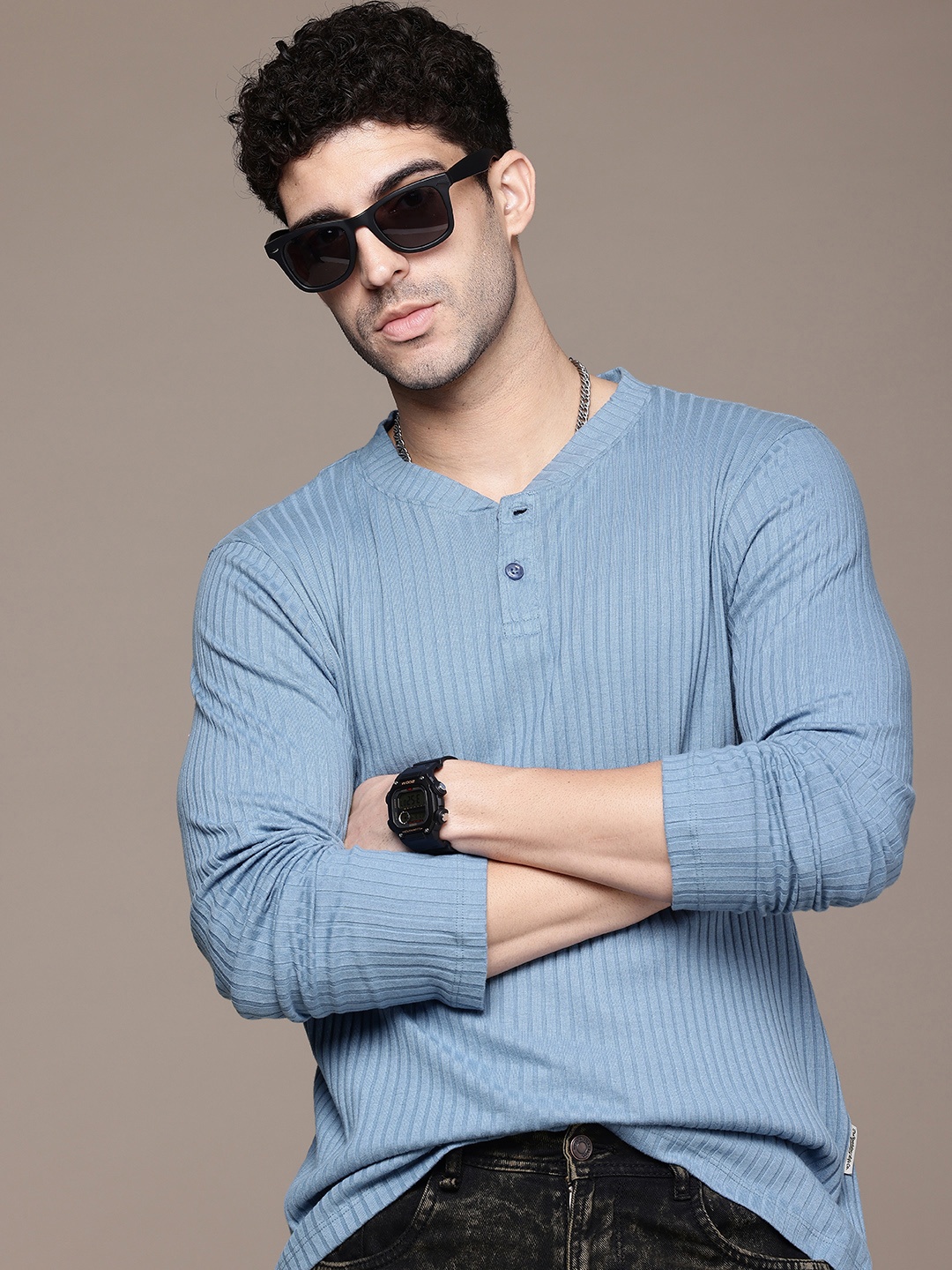 

The Roadster Life Co. Long Sleeves Self Striped Henley Neck T-shirt, Blue