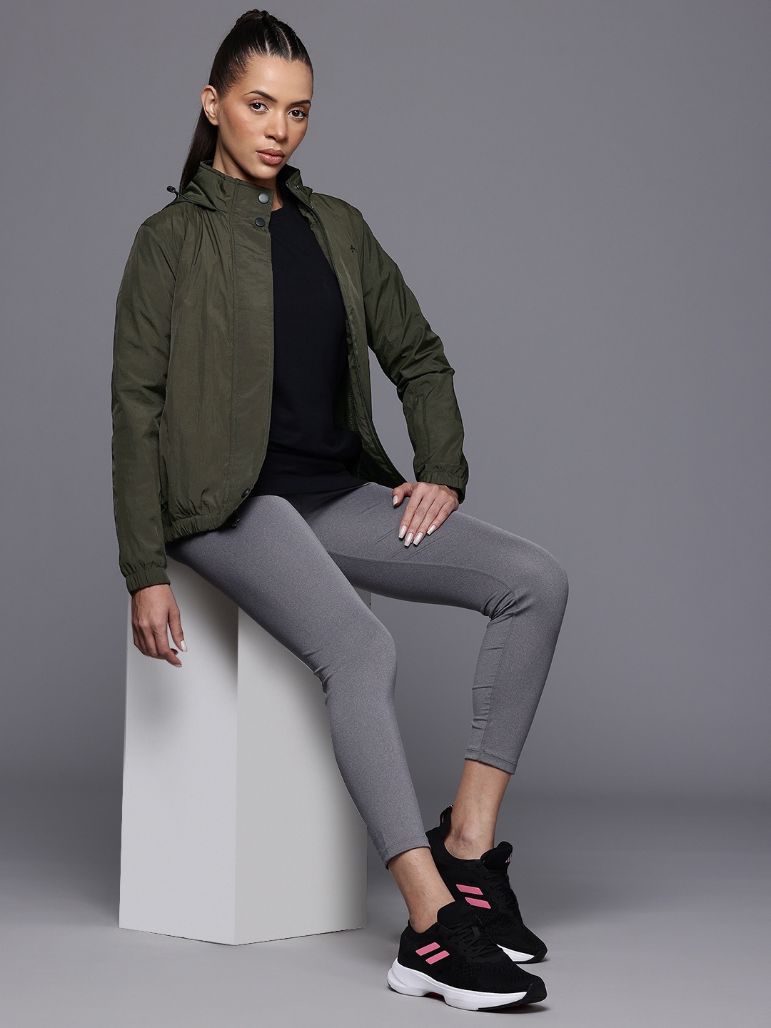 

HRX by Hrithik Roshan Rapid-Dry Hooded Tailored Jacket, Olive