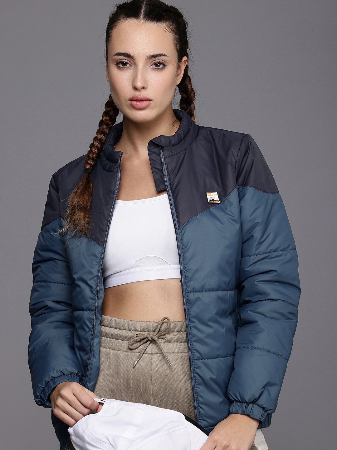 

HRX by Hrithik Roshan Naturetherapy Rapid Dry Colourblocked Outdoor Padded Jacket, Navy blue