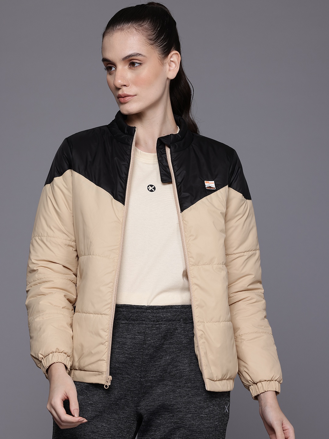 

HRX by Hrithik Roshan Colourblocked Rapid-Dry Outdoor Tailored Jacket, Beige