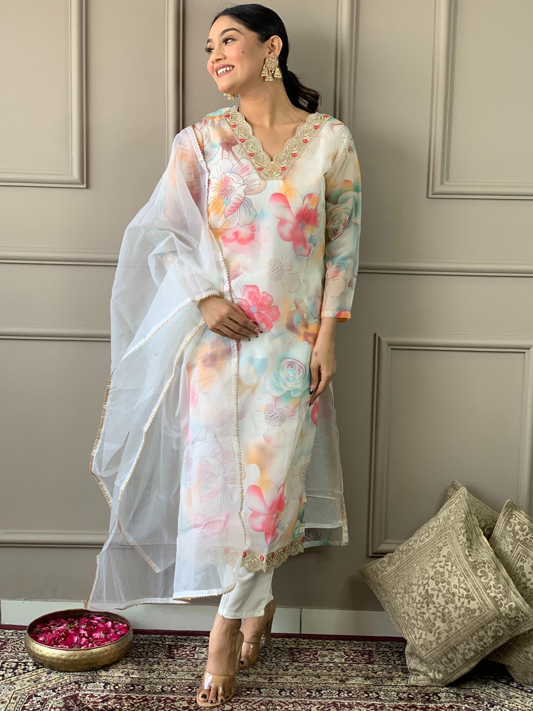 

KALINI Floral Printed Gotta Patti Kurta ,Trousers & Dupatta, Cream