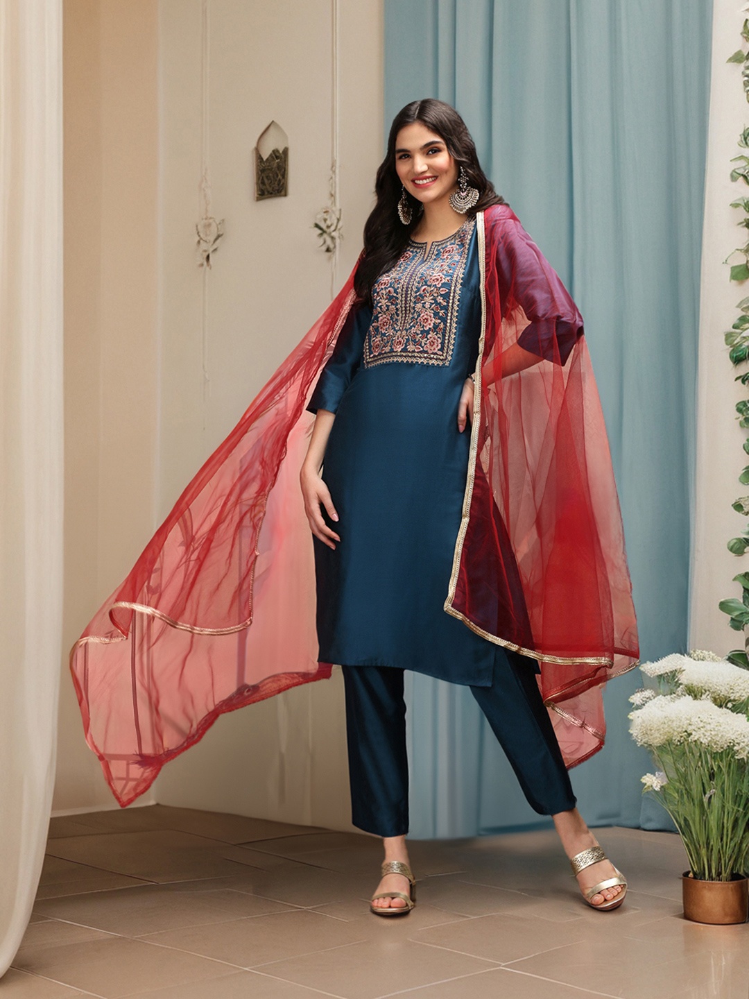 

Ishin Floral Yoke Design Thread Work Silk Crepe Straight Kurta with Trousers & Dupatta, Blue