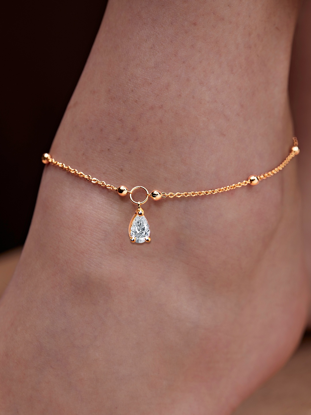 

MINUTIAE Gold Plated Artificial Stones Anklet