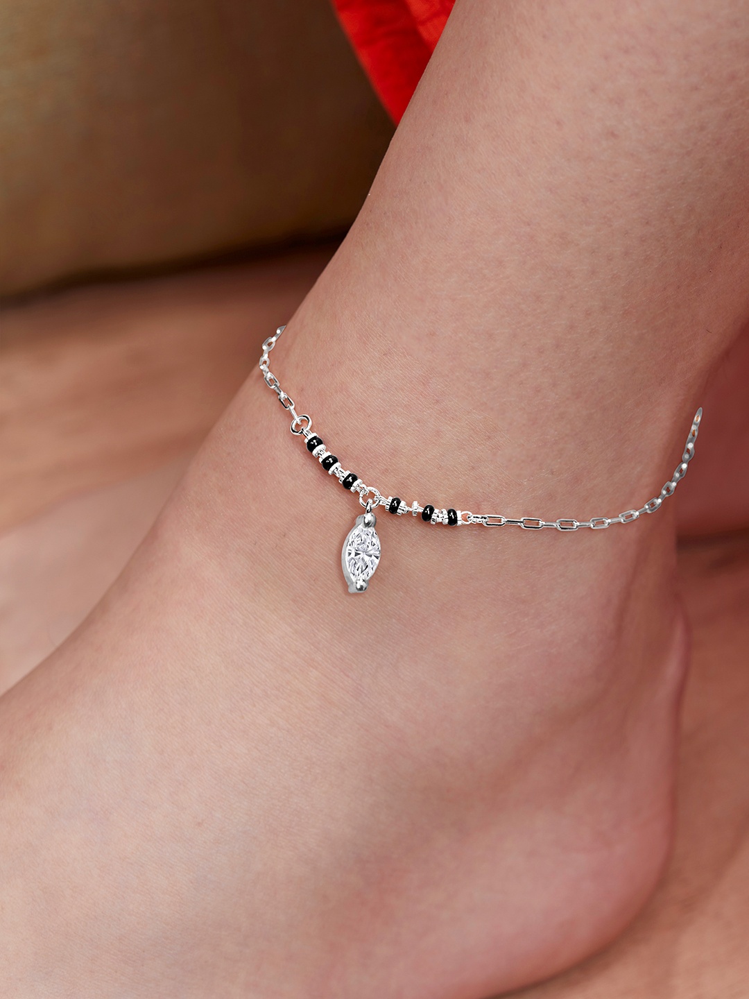 

MINUTIAE Silver-Plated Stone Studded Anklet