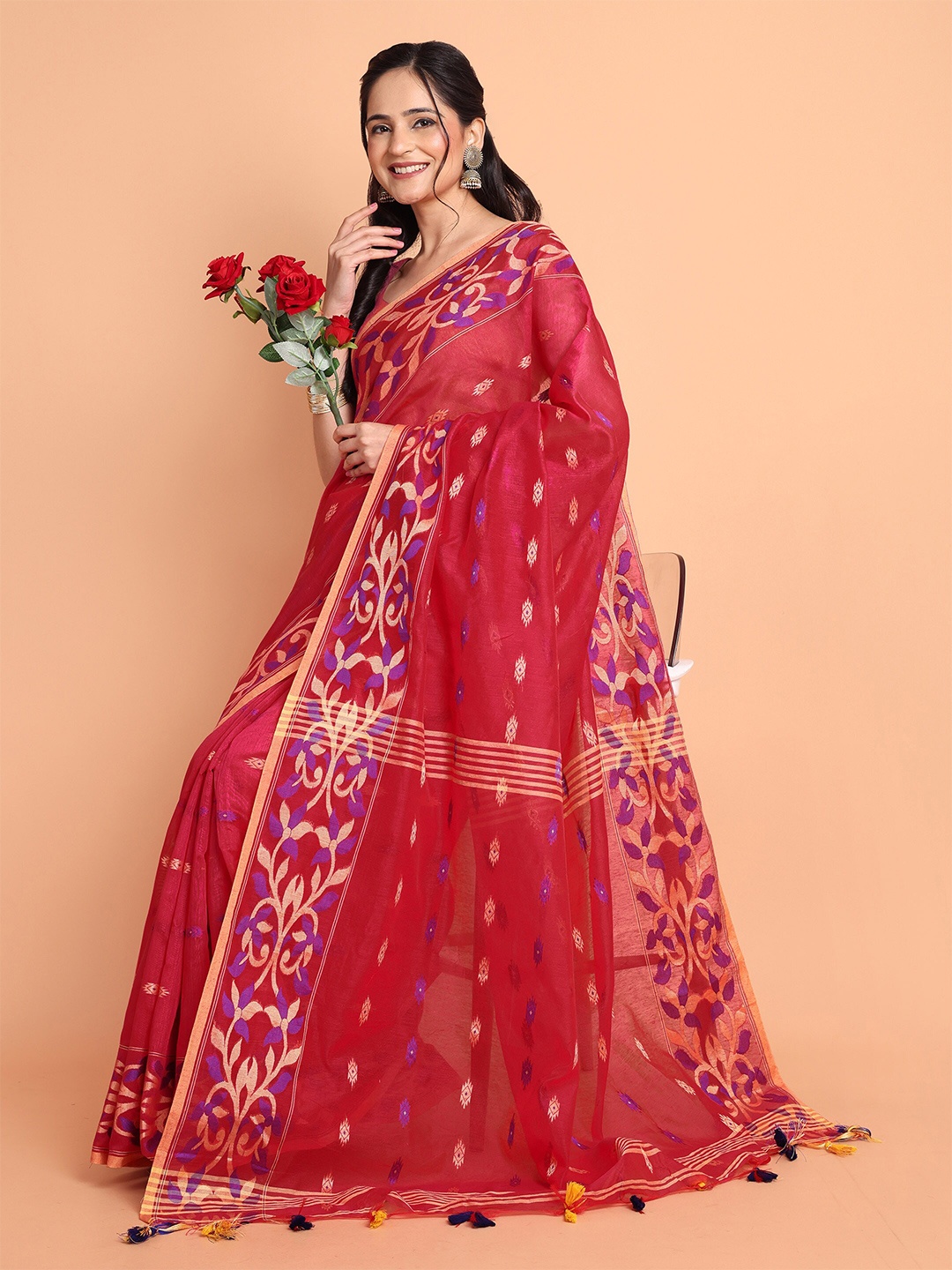 

TANTLOOM Woven Design Silk Cotton Saree, Red