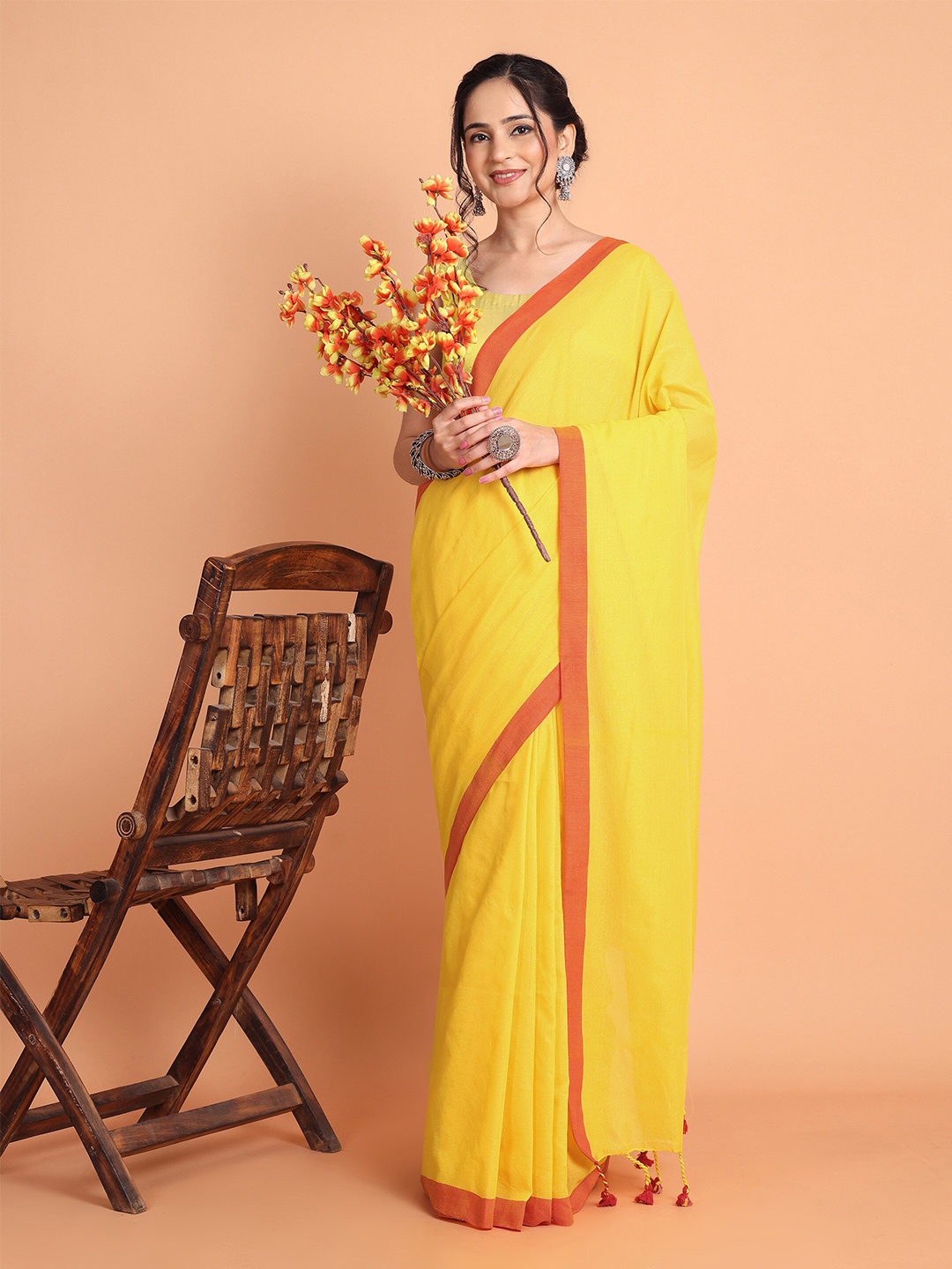 

TANTLOOM Pure Cotton Handloom Saree, Yellow