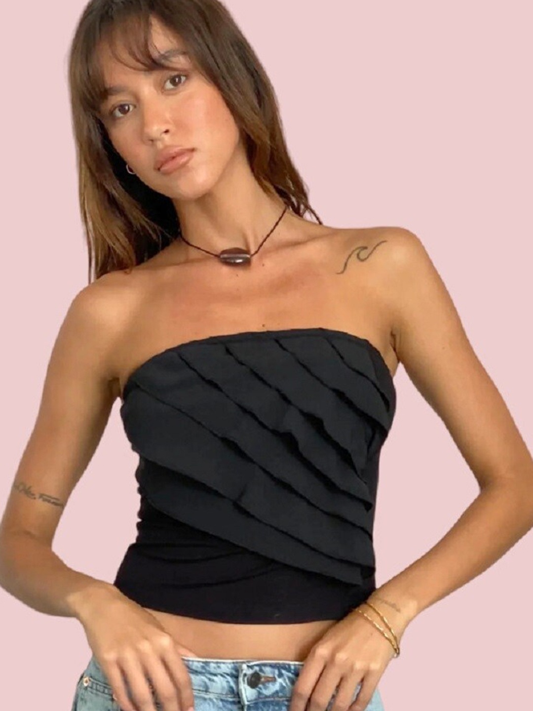 

Dracht Self Design Ruffles Strapless Tube Crop Top, Black