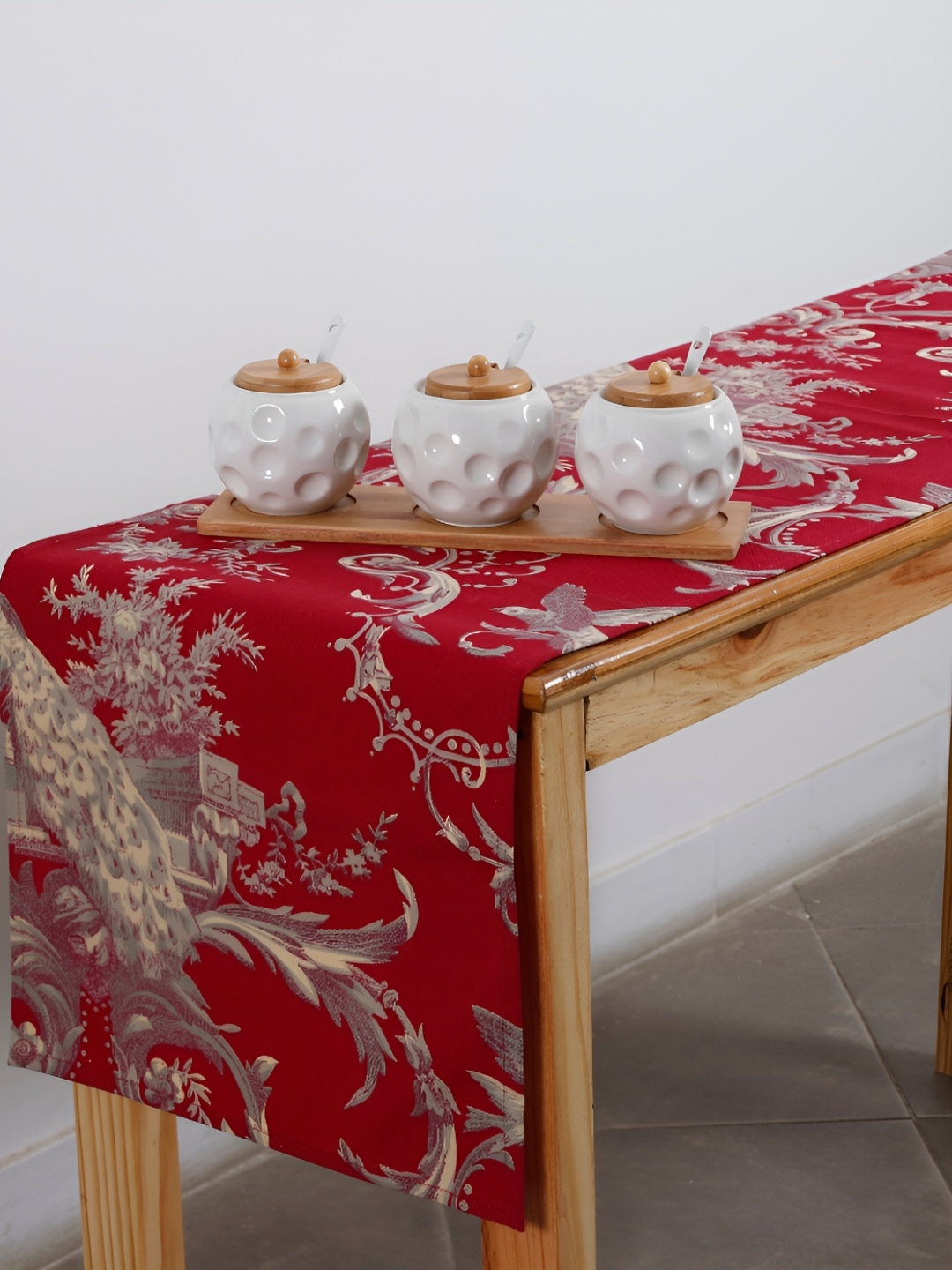 

TARAN LIVING Red & Grey Floral Printed Cotton Table Runner