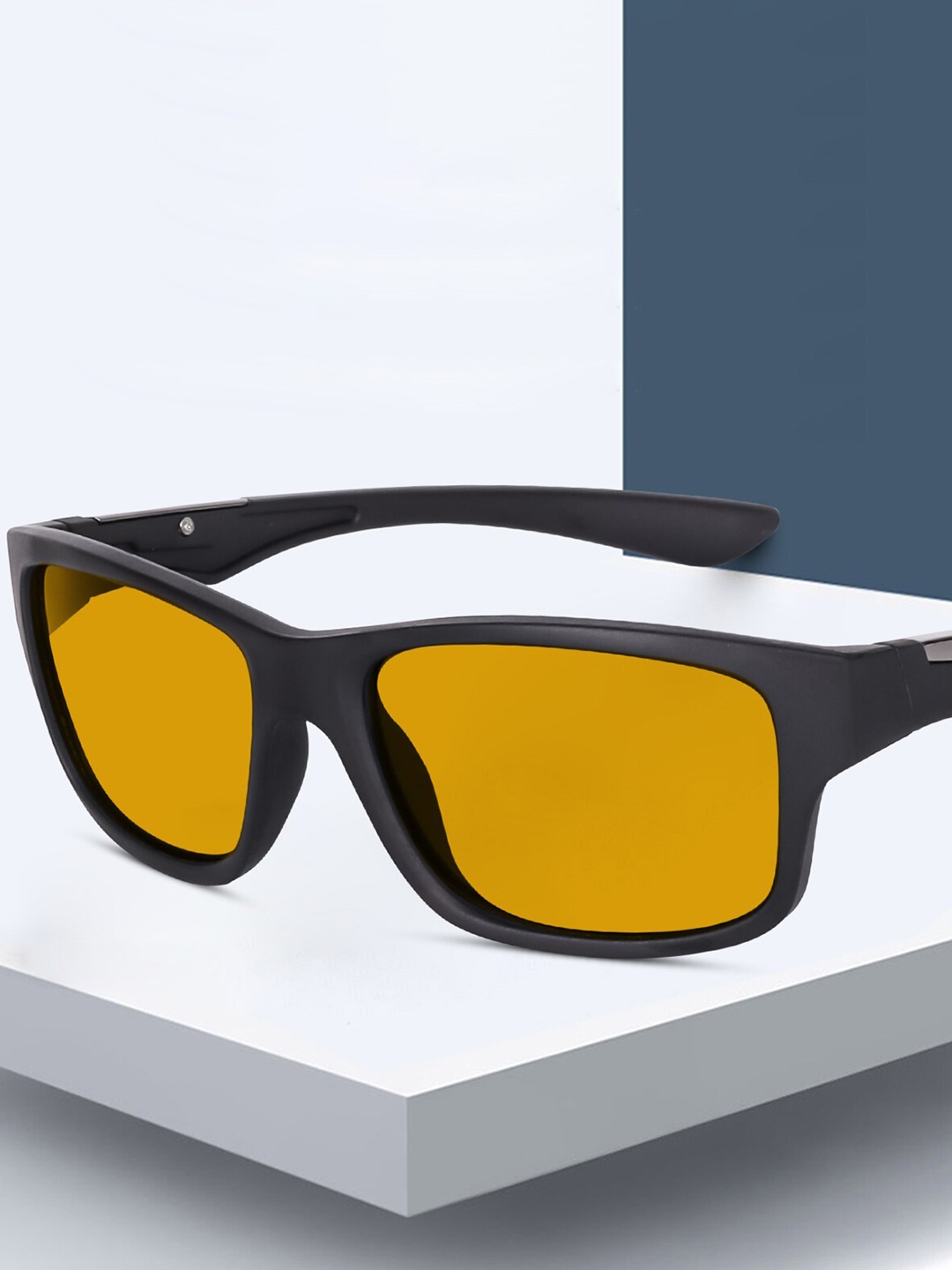 

CRIBA Unisex Wayfarer Sunglasses with UV Protected Lens CR_FTRA-BLK-YLW, Yellow
