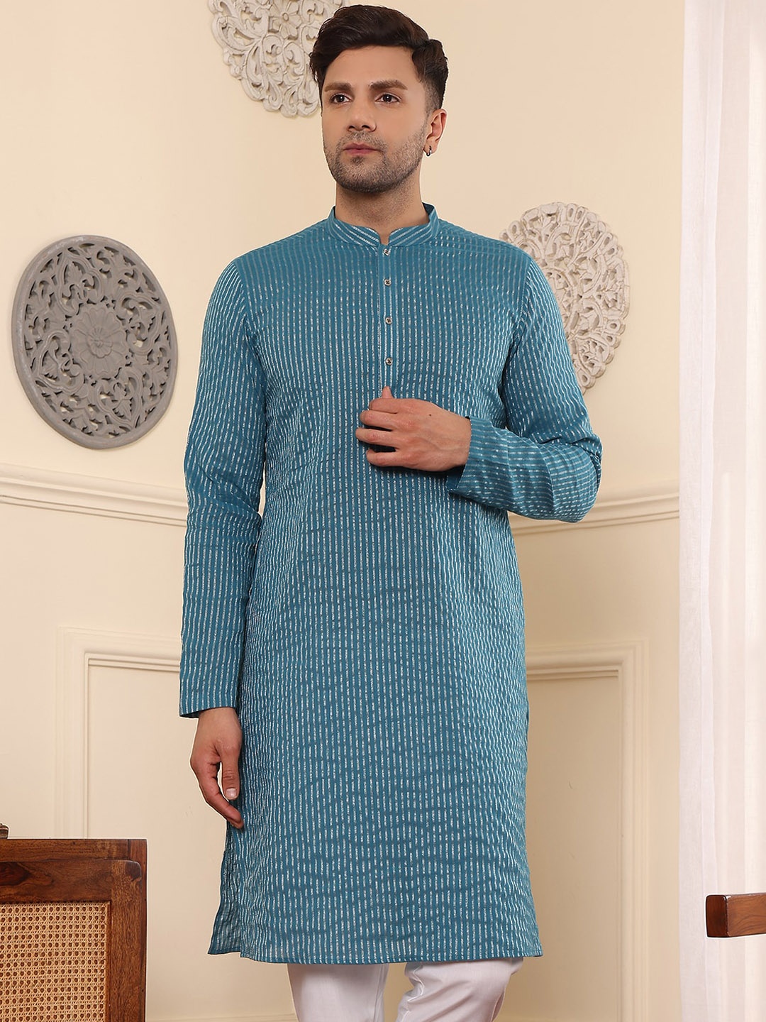 

DEYANN Striped Woven Design Mandarin Collar Long Sleeves Jacquard Kurta, Blue