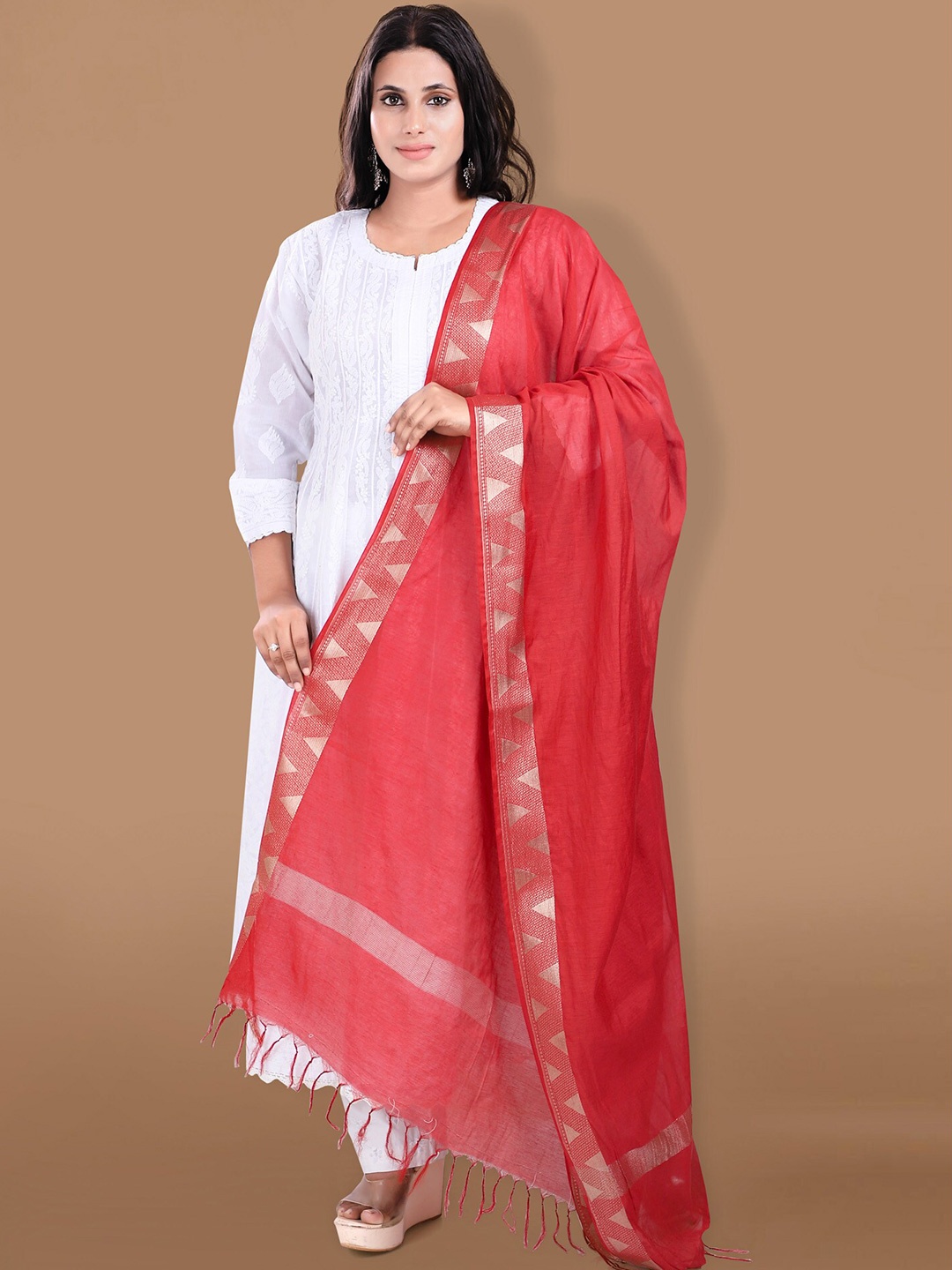 

SALWAR STUDIO Tasselled Cotton Dupatta, Red