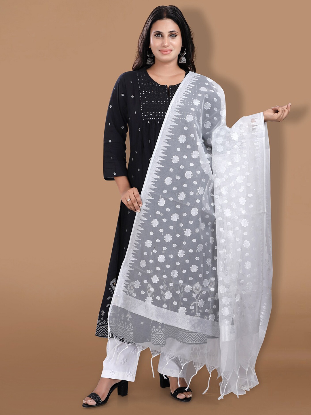 

SALWAR STUDIO Ethnic Motifs Woven Design Dupatta with Zari, Silver