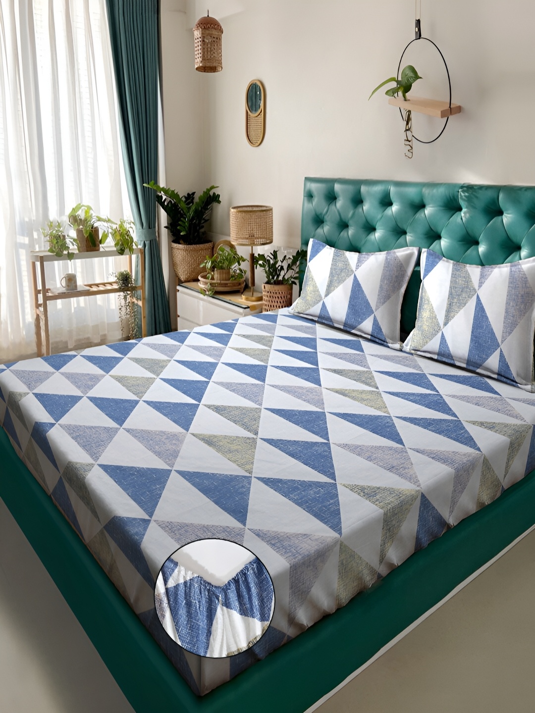 

KLOTTHE Blue Geometric Printed Fitted 300TC Double King Bedsheet With Pillow Cover