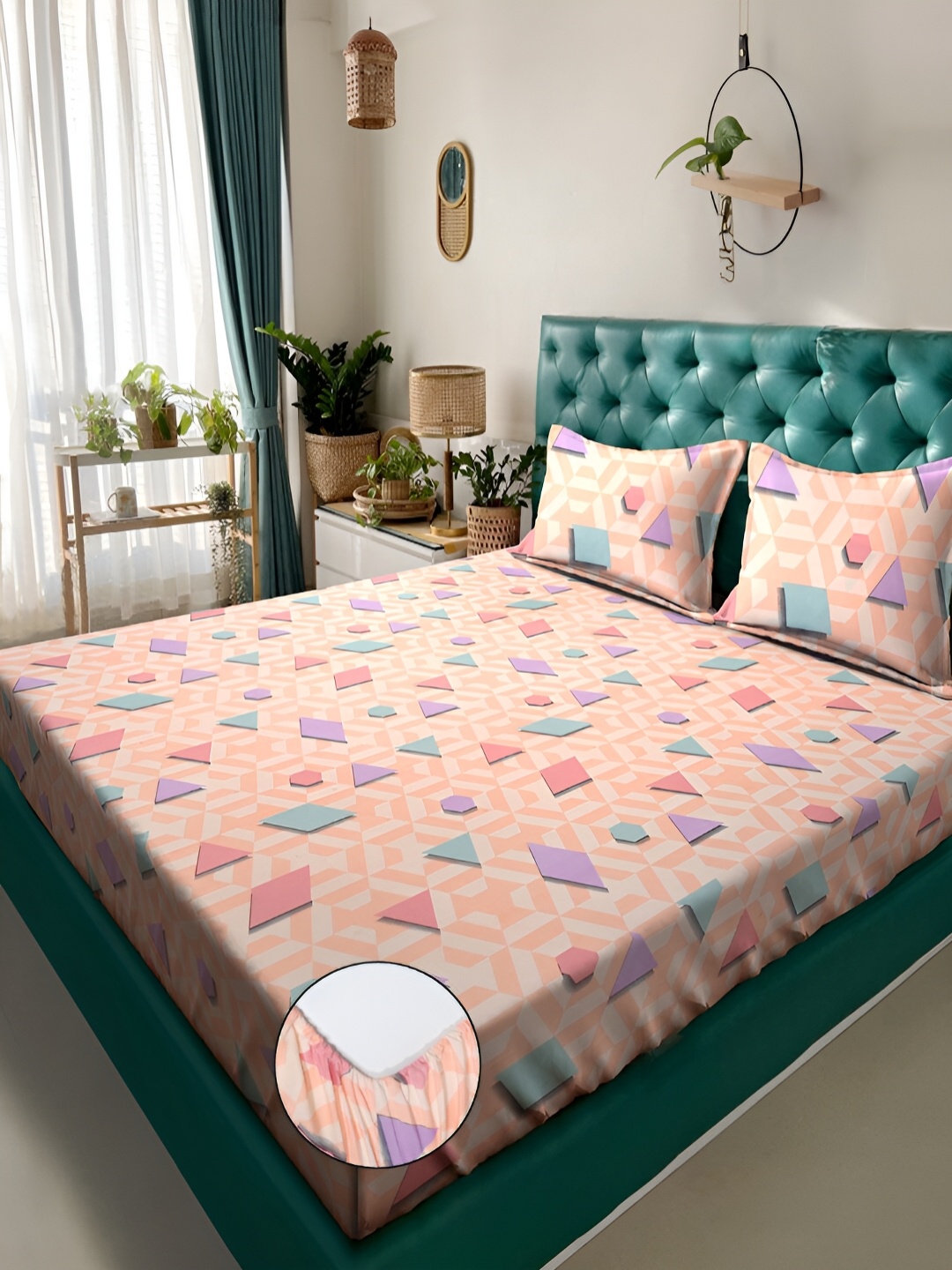 

KLOTTHE Orange-Colored Printed Fitted 300 TC Double King Bedsheet With Pillow Covers, Peach