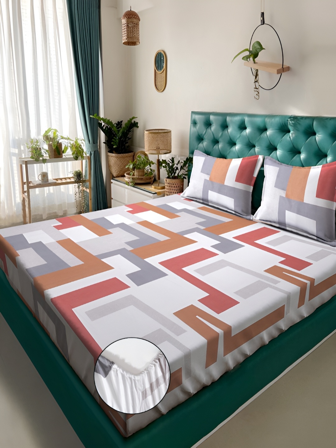 

KLOTTHE White Geometric & Rust Fitted 300TC Double King Bedsheet With 2 Pillow Covers