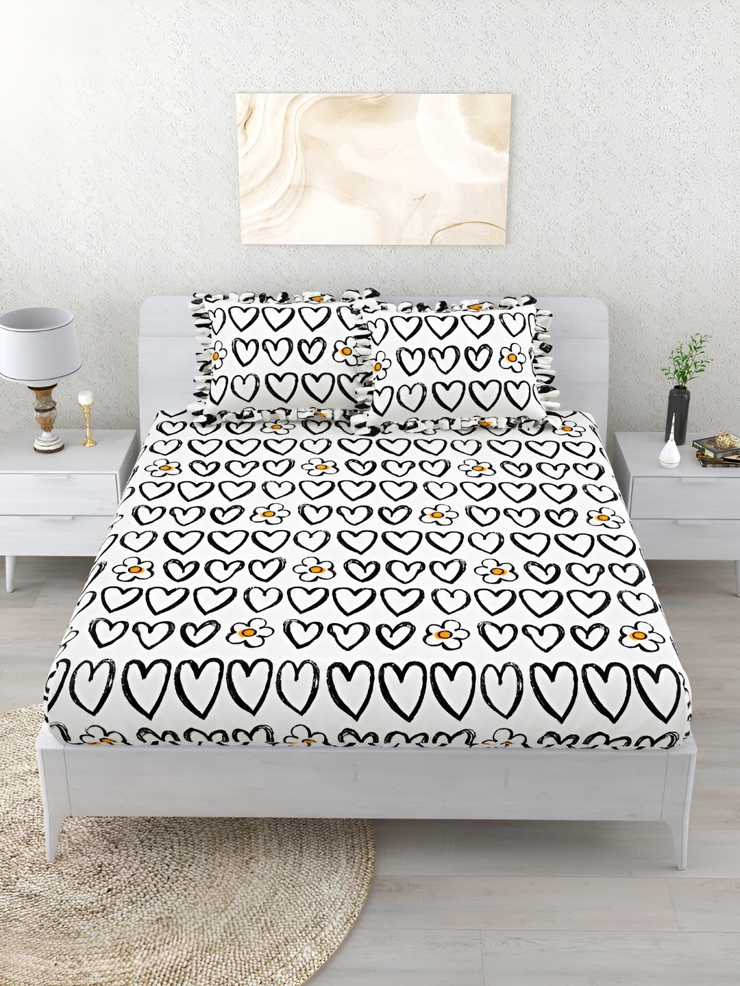 

Aura White & Black Floral 260 TC Fitted King Bedsheet With 2 Pillow Covers