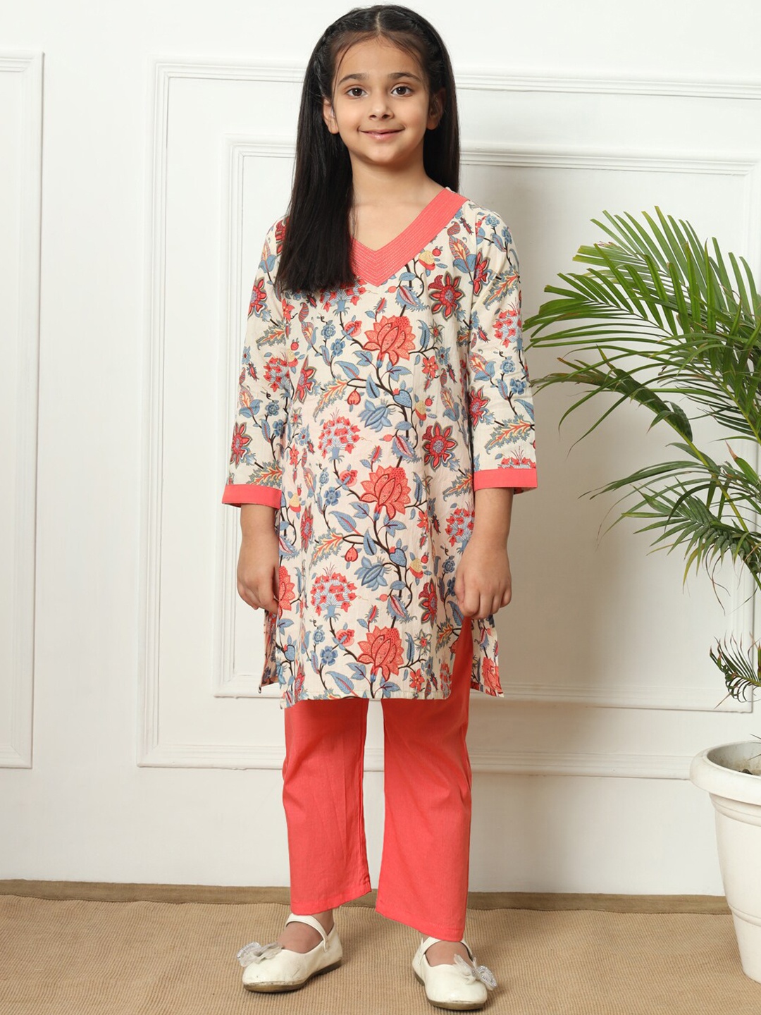 

Readiprint Girls Floral Printed Regular Pure Cotton Kurta with Trouser, Peach