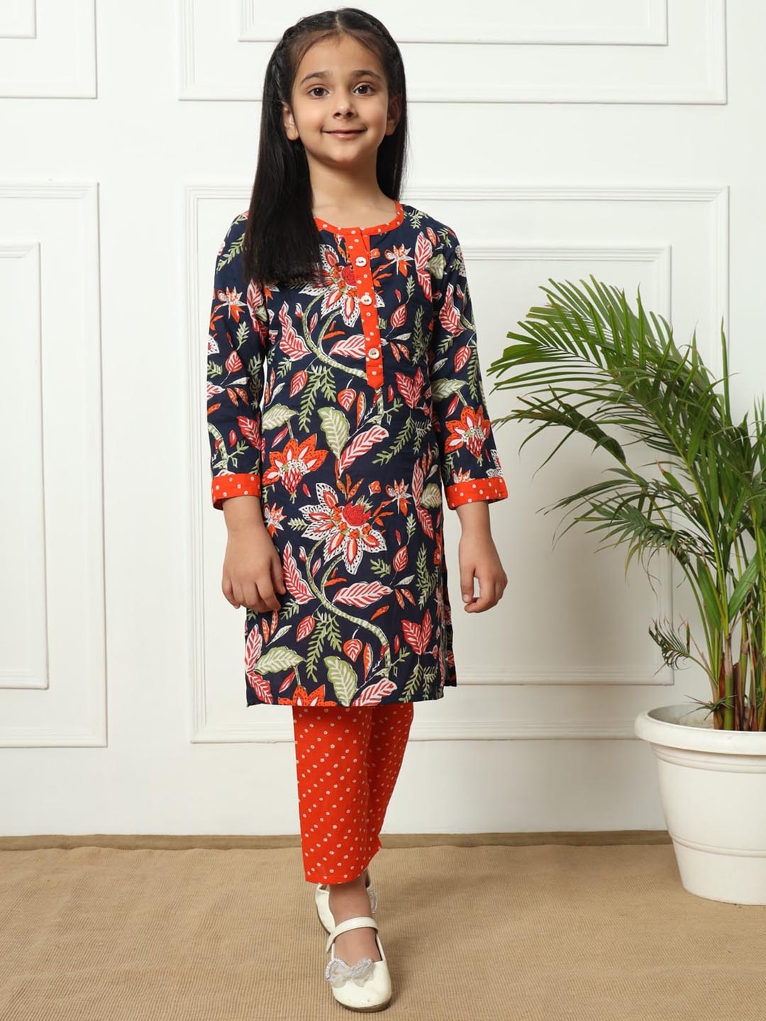 

Readiprint Girls Floral Printed Pure Cotton Kurta with Trouser, Blue