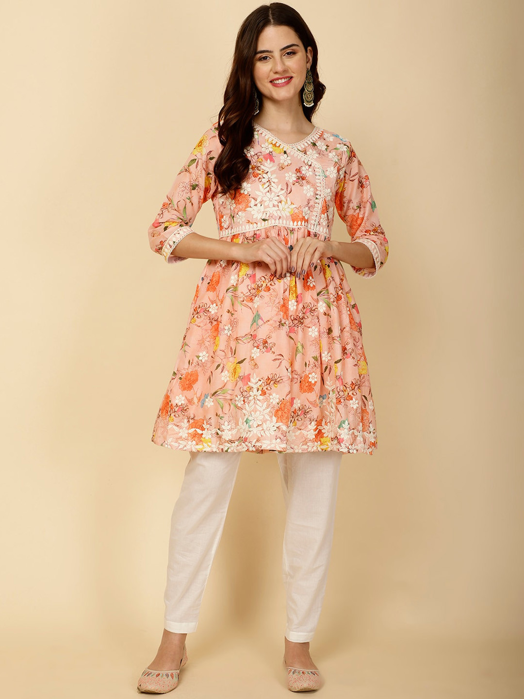 

Meena Bazaar Floral Printed V-Neck Three-Quarter Sleeves Thread Work A-Line Kurta, Peach