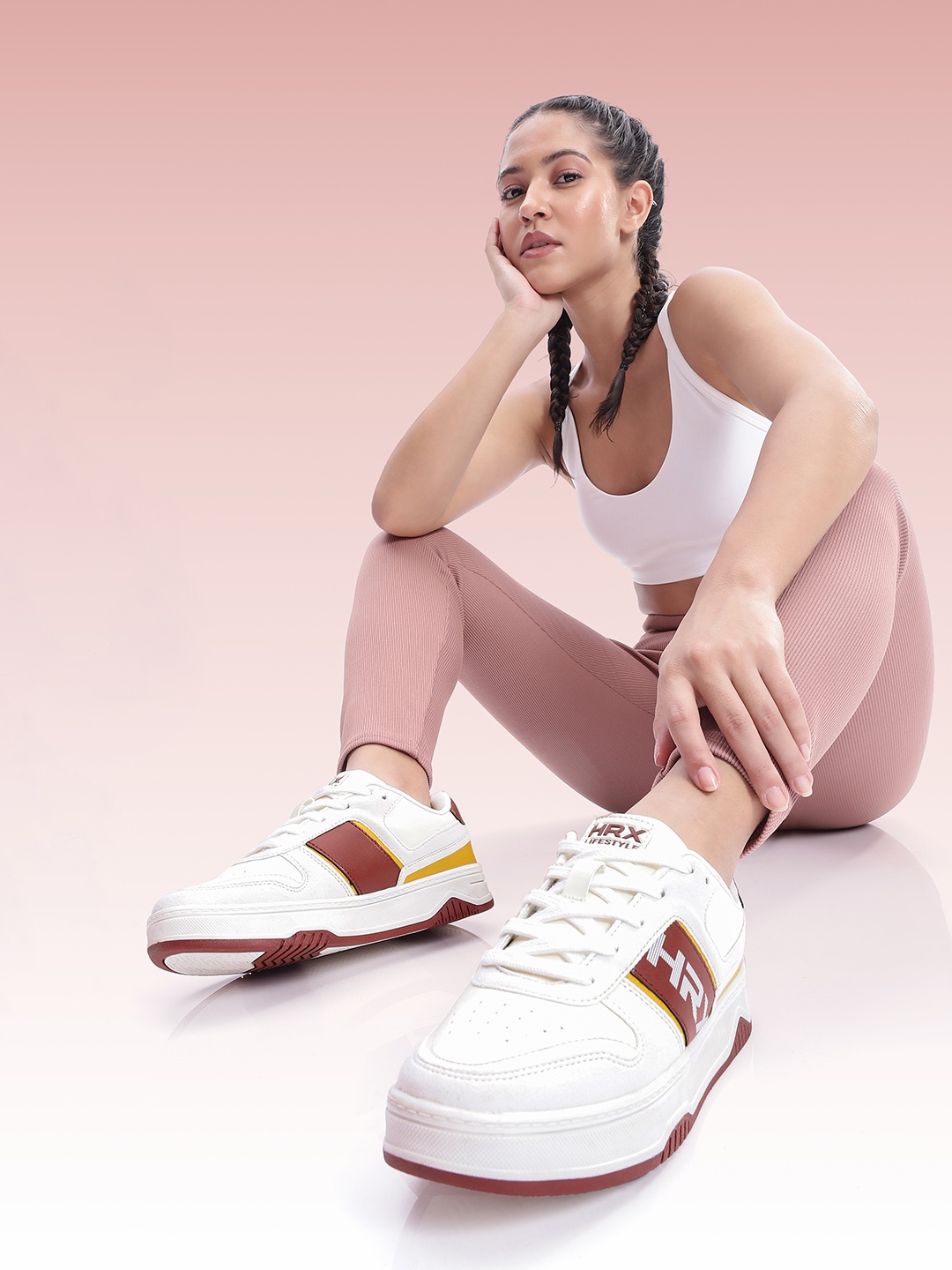 

HRX by Hrithik Roshan Women Colourblocked Sneakers, White