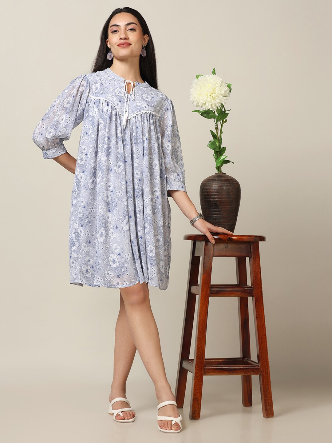 

OMPAX Tie Up Neck Long Puff Sleeves Floral Print Chiffon A-Line Dress, Grey