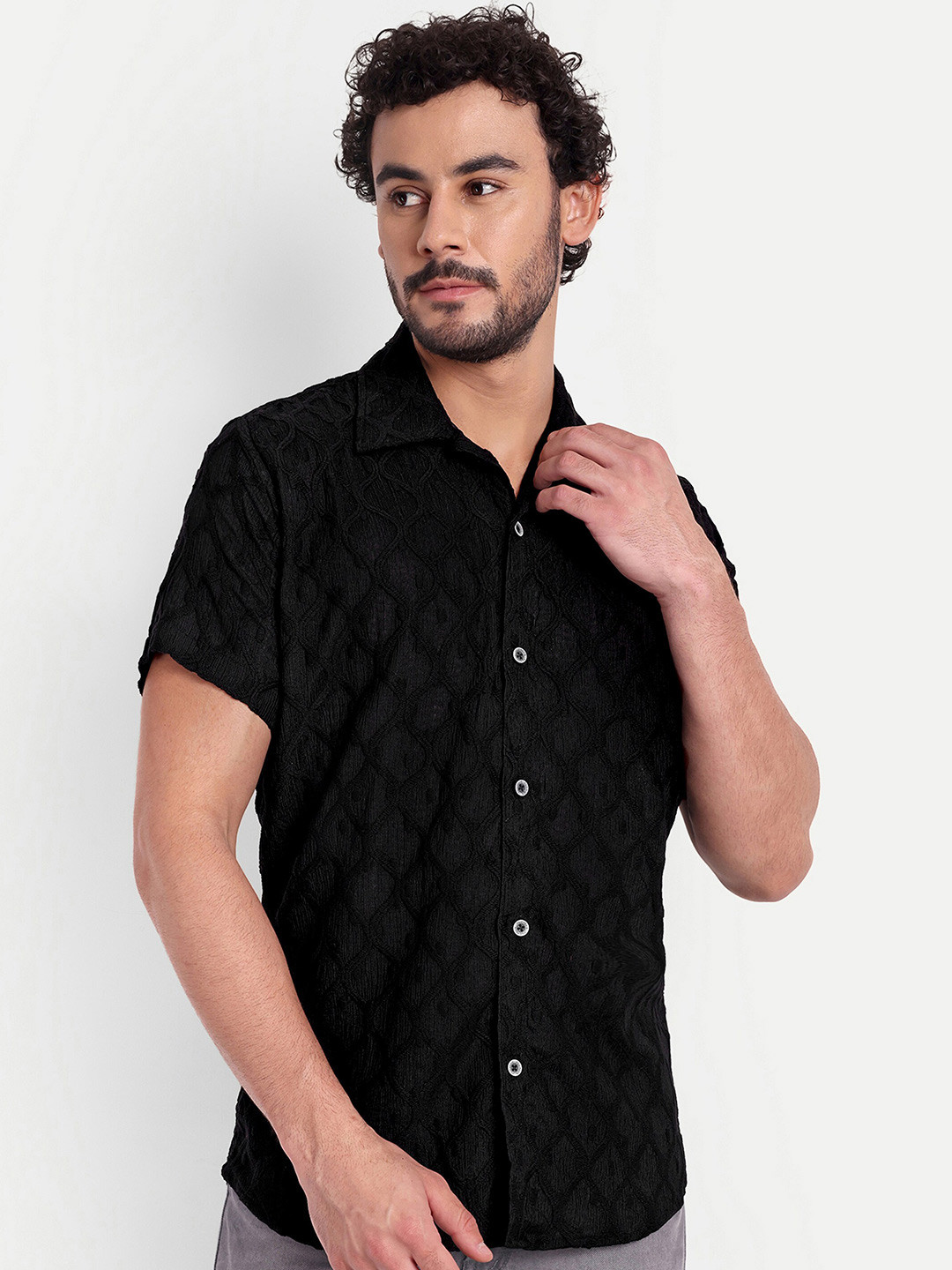 

FILO HEVIS Geometric Self Design Spread Collar Classic Regular Fit Cotton Casual Shirt, Black