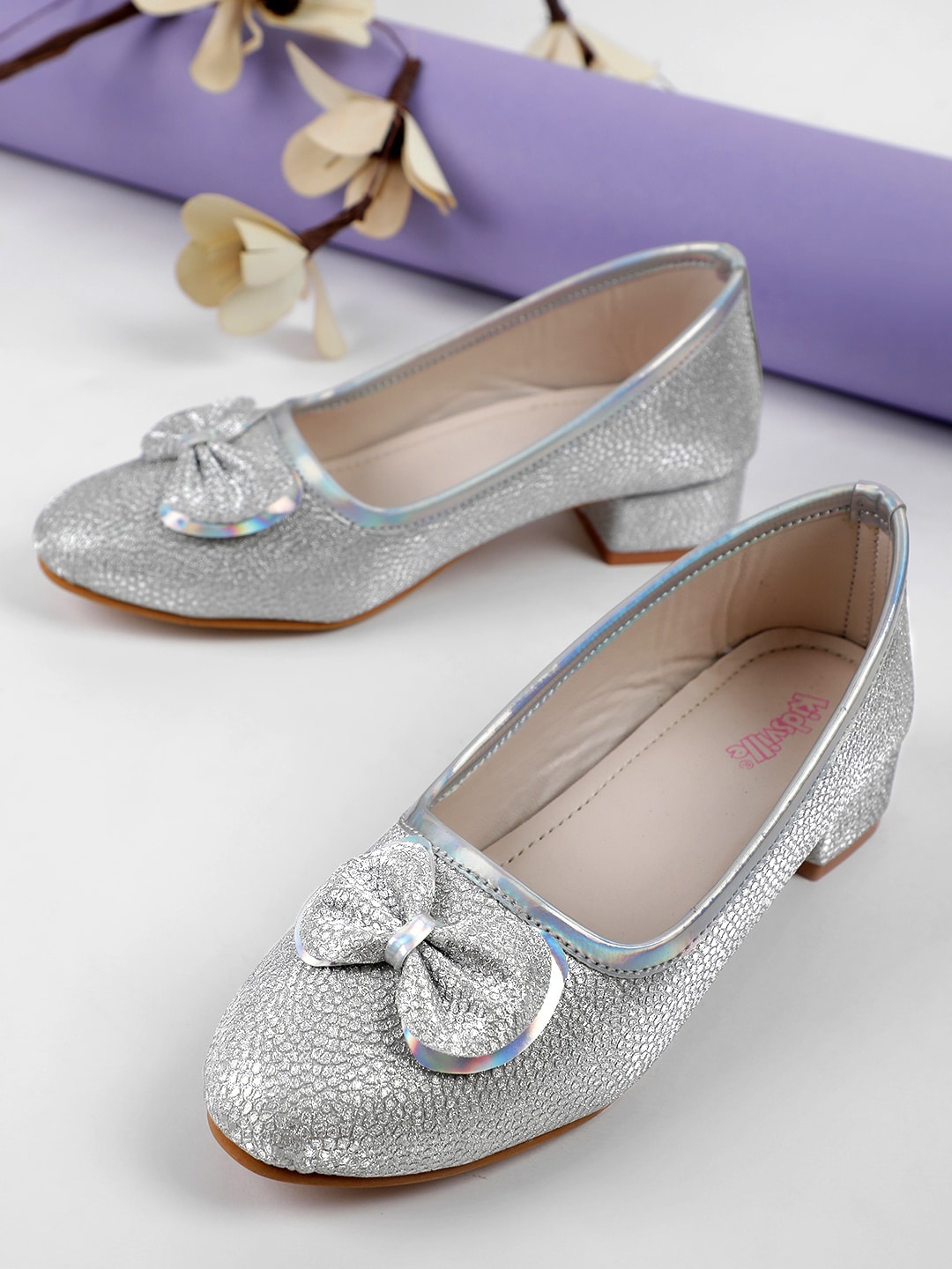 

Kids Ville Girls Printed Ballerina Flats, Silver