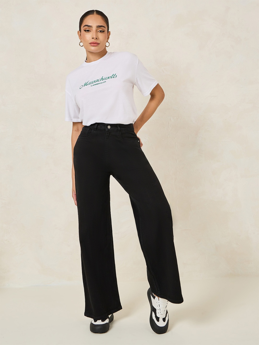 

Styli Embroidered Slogan Round Neck Short Sleeve Oversized T-shirt, White