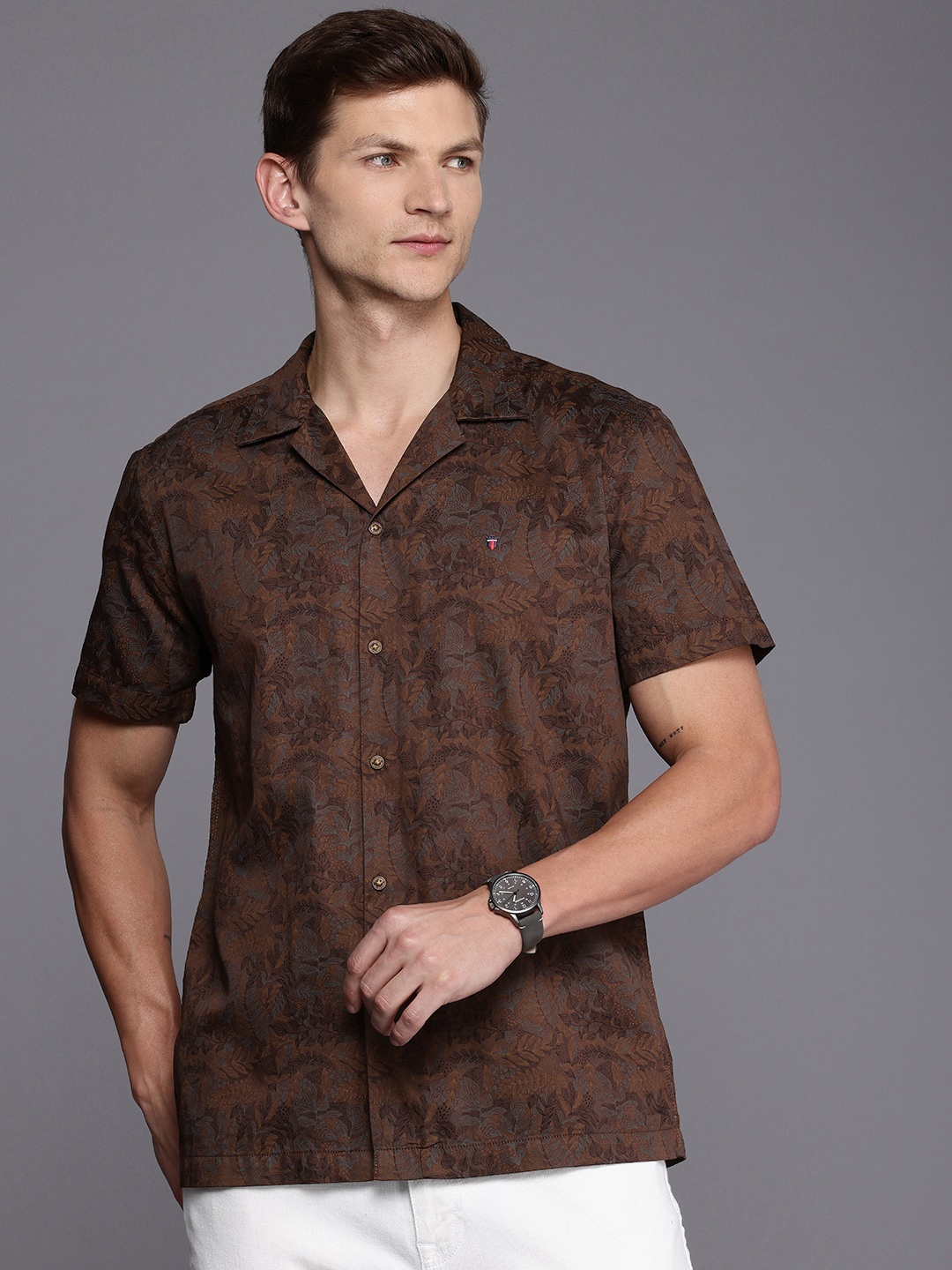 

Louis Philippe Jeans Pure Cotton Slim Fit Tropical Printed Casual Shirt, Brown