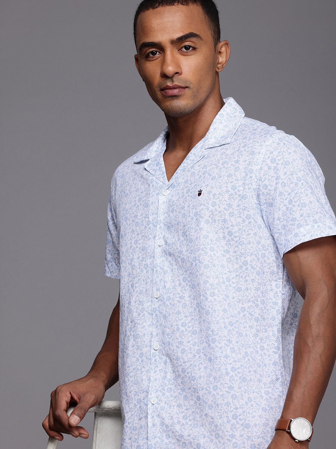 

Louis Philippe Jeans Pure Cotton Slim Fit Floral Opaque Printed Casual Shirt, White