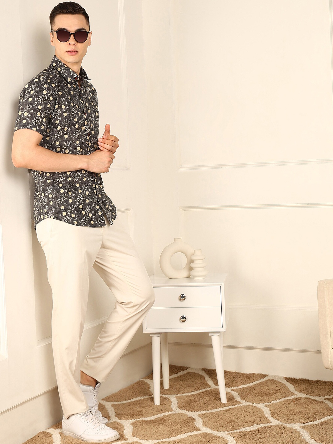 

FUBAR Classic Slim Fit Floral Print Spread Collar Cotton Casual Shirt, Grey