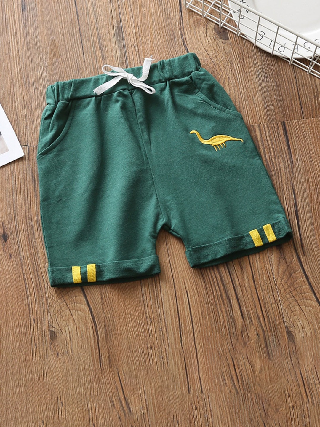 

StyleCast Boys Olive Green Graphic Printed Cotton Regular Shorts