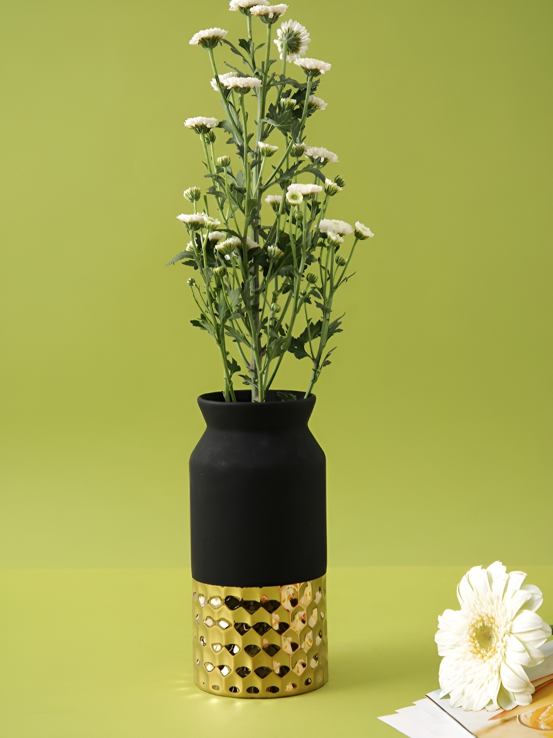 

Aura Black & Gold toned Ceramic Flower Vase