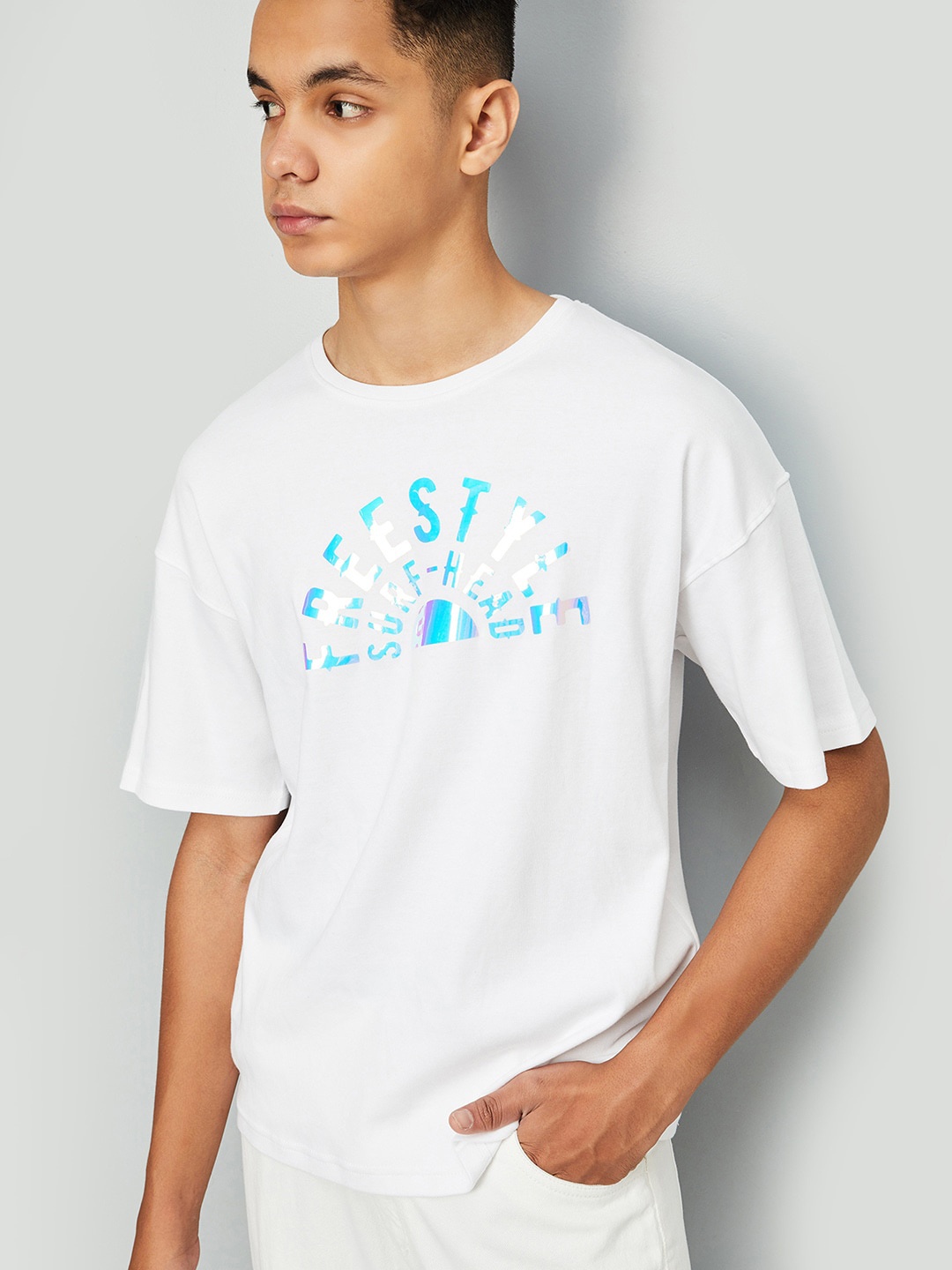 

max Boys Typography Printed Drop-Shoulder Sleeves Pure Cotton T-shirt, White