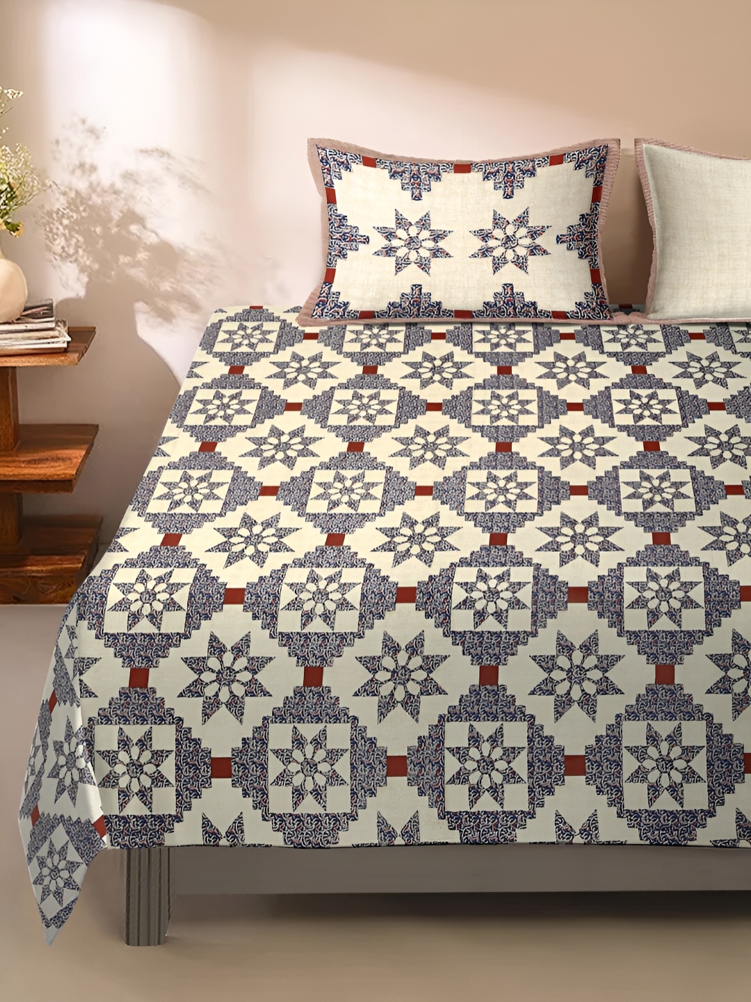 

Rajasthan Decor Cream-Coloured & Grey Floral 210 TC King Bedsheet with 2 Pillow Covers