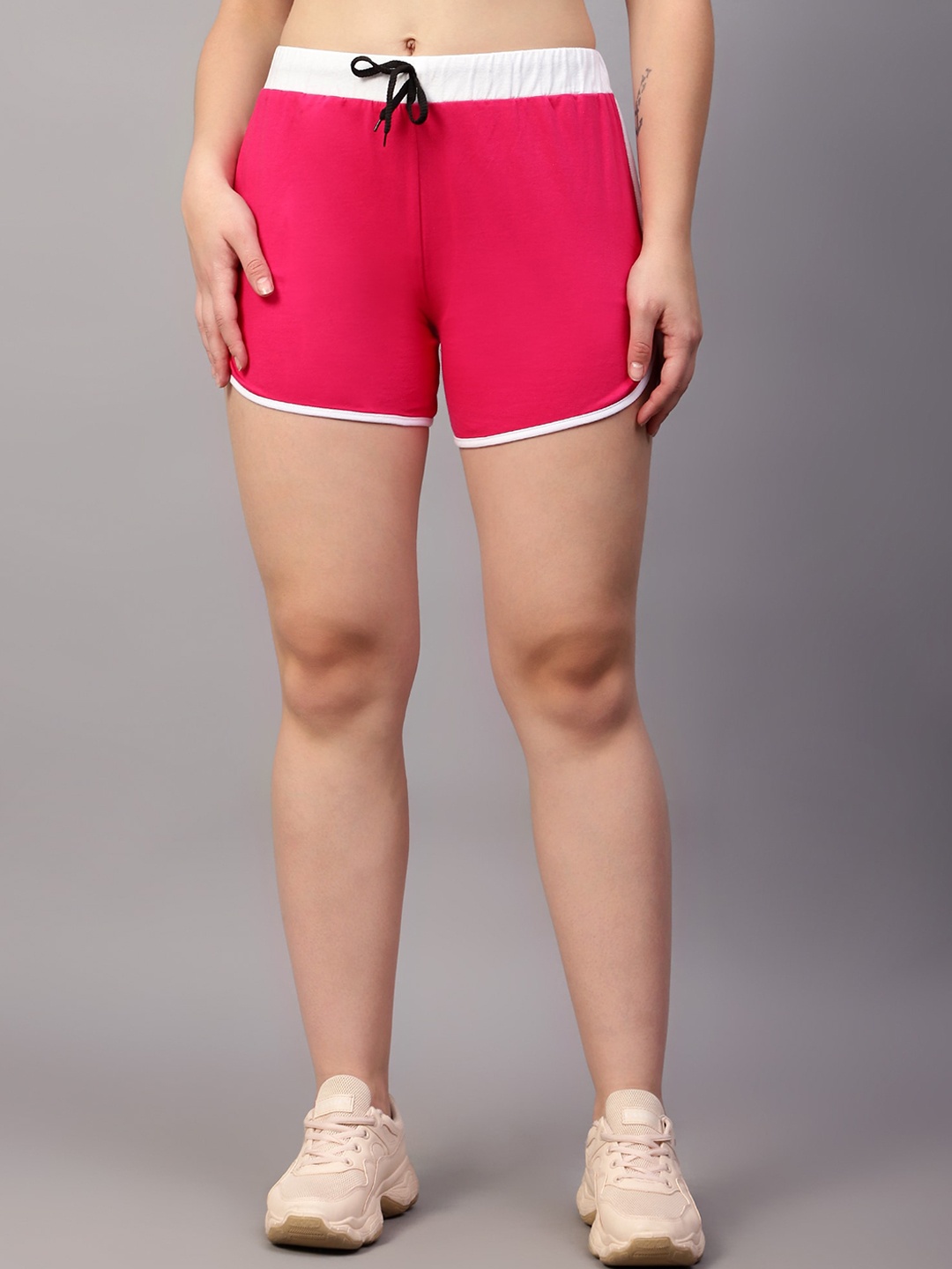 

DIAZ Women Loose Fit Mid-Rise Cotton Hot Pants, Pink