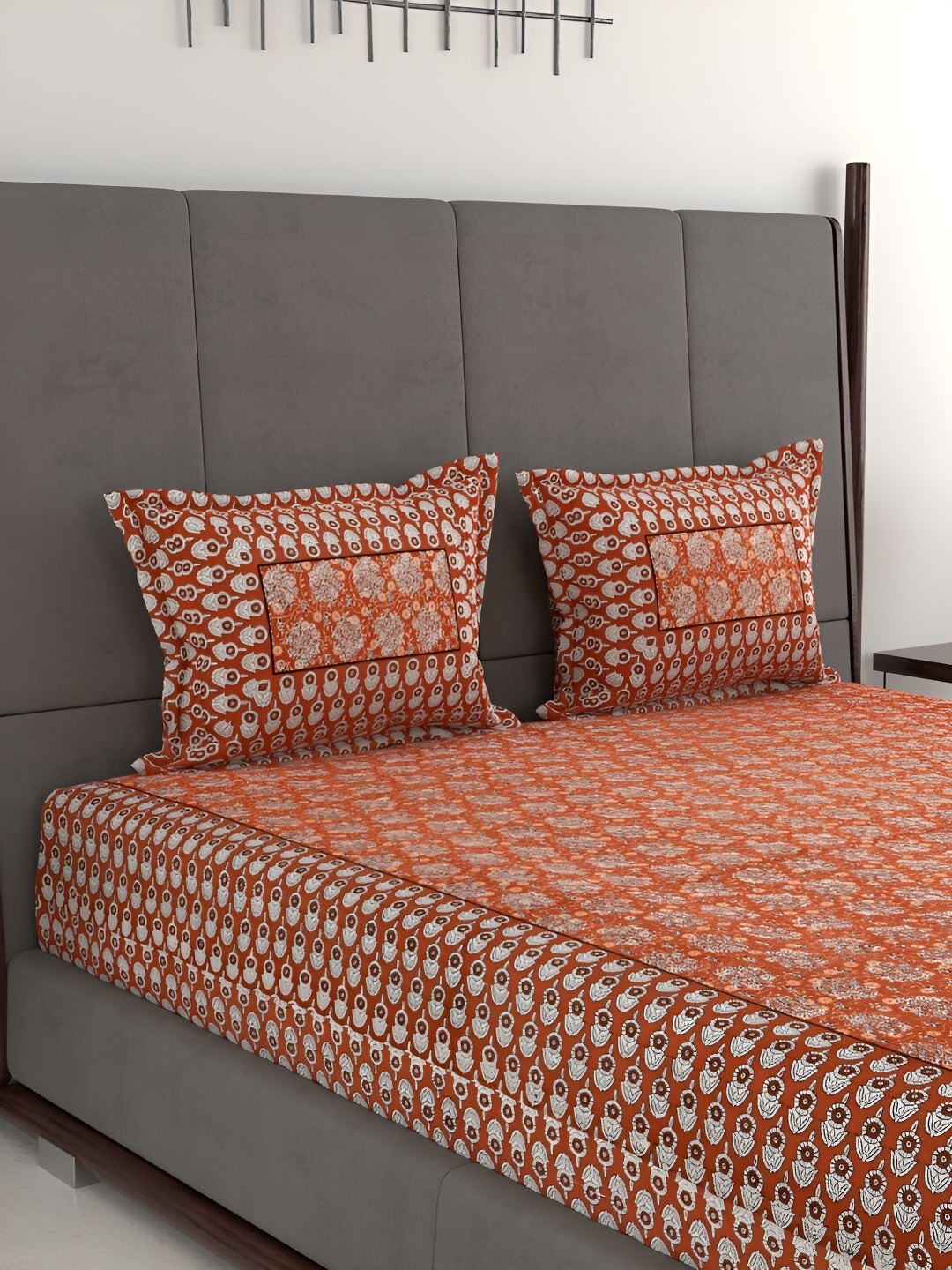 

PATRICKO Orange & Red Floral Cotton Super King Double Bedsheet with 2 Pillow Covers