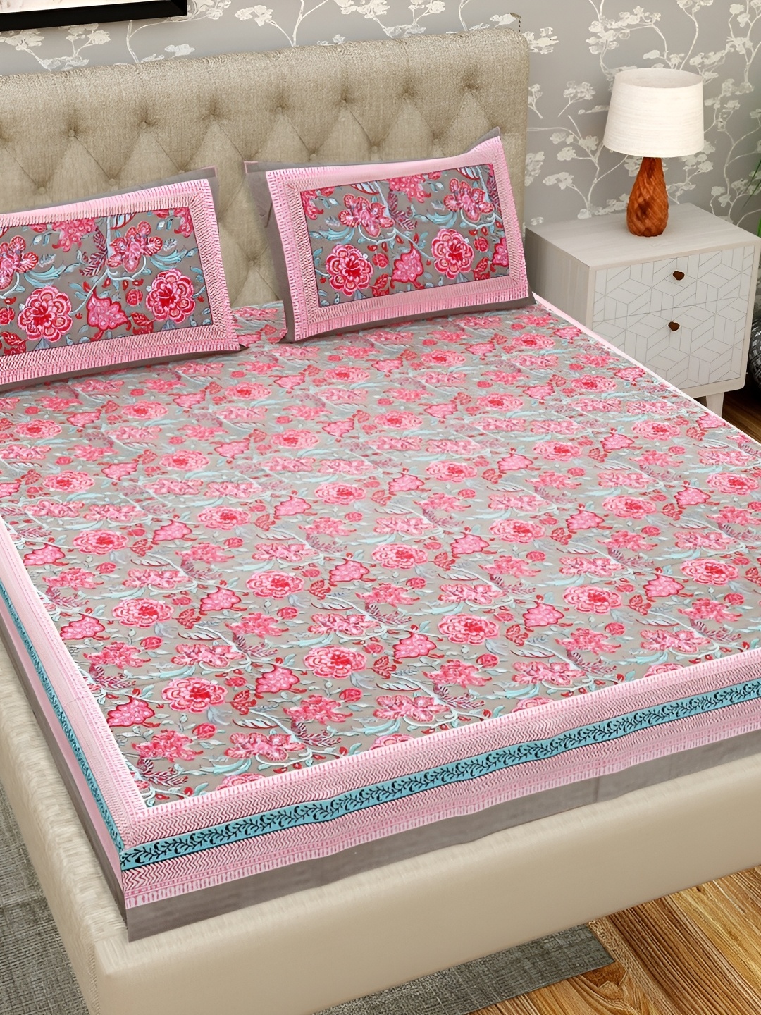 

PATRICKO Pink & Brown Floral 330 TC Cotton King Bedsheet With 2 Pillow Covers